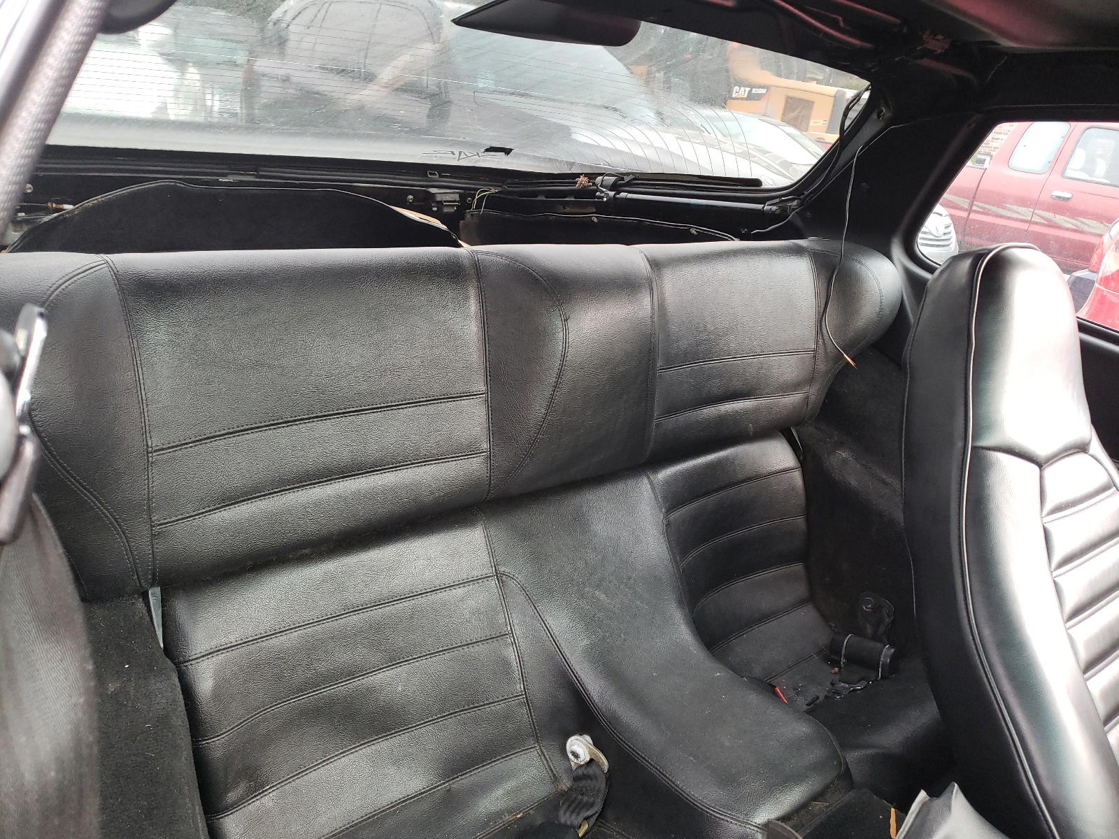 Photo 6 from auction – 1986 PORSCHE 944 with VIN WP0AA0944GN459830