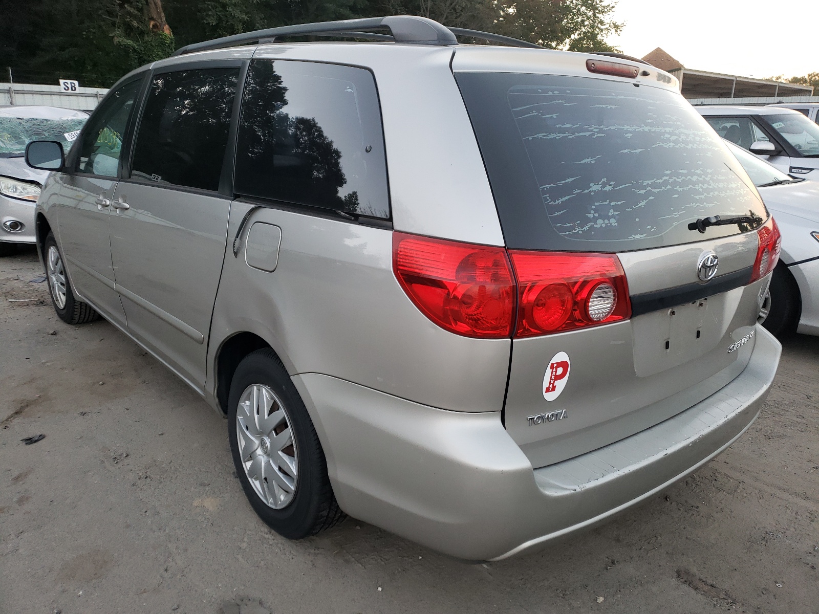 Photo 3 from auction – 2006 TOYOTA SIENNA with VIN 5TDZA23C46S582566