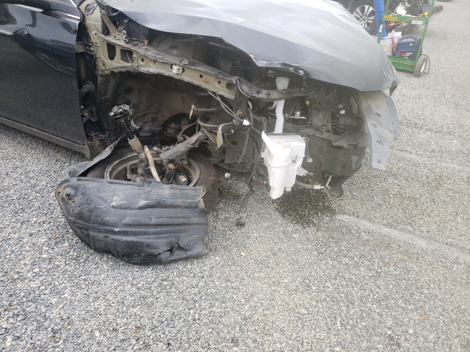 Photo 9 from auction – 2016 TOYOTA CAMRY LE with VIN 4T1BF1FK9GU262586