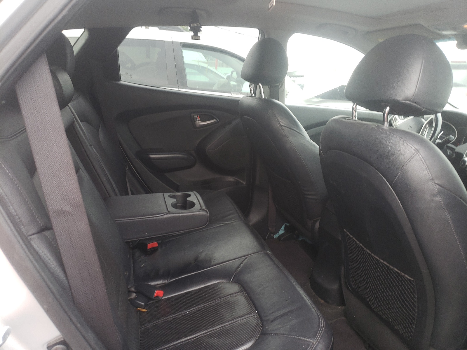 Photo 6 from auction – 2010 HYUNDAI TUCSON GLS with VIN KM8JUCAC2AU047197