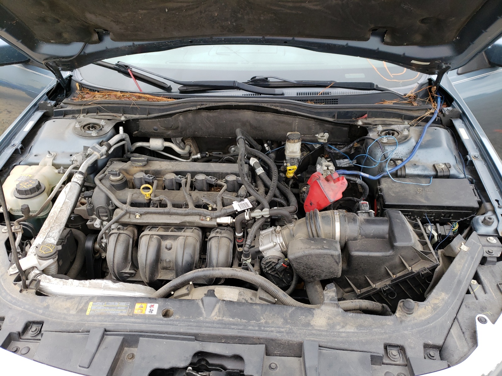 Photo 7 from auction – 2011 FORD FUSION SE with VIN 3FAHP0HA2BR333241