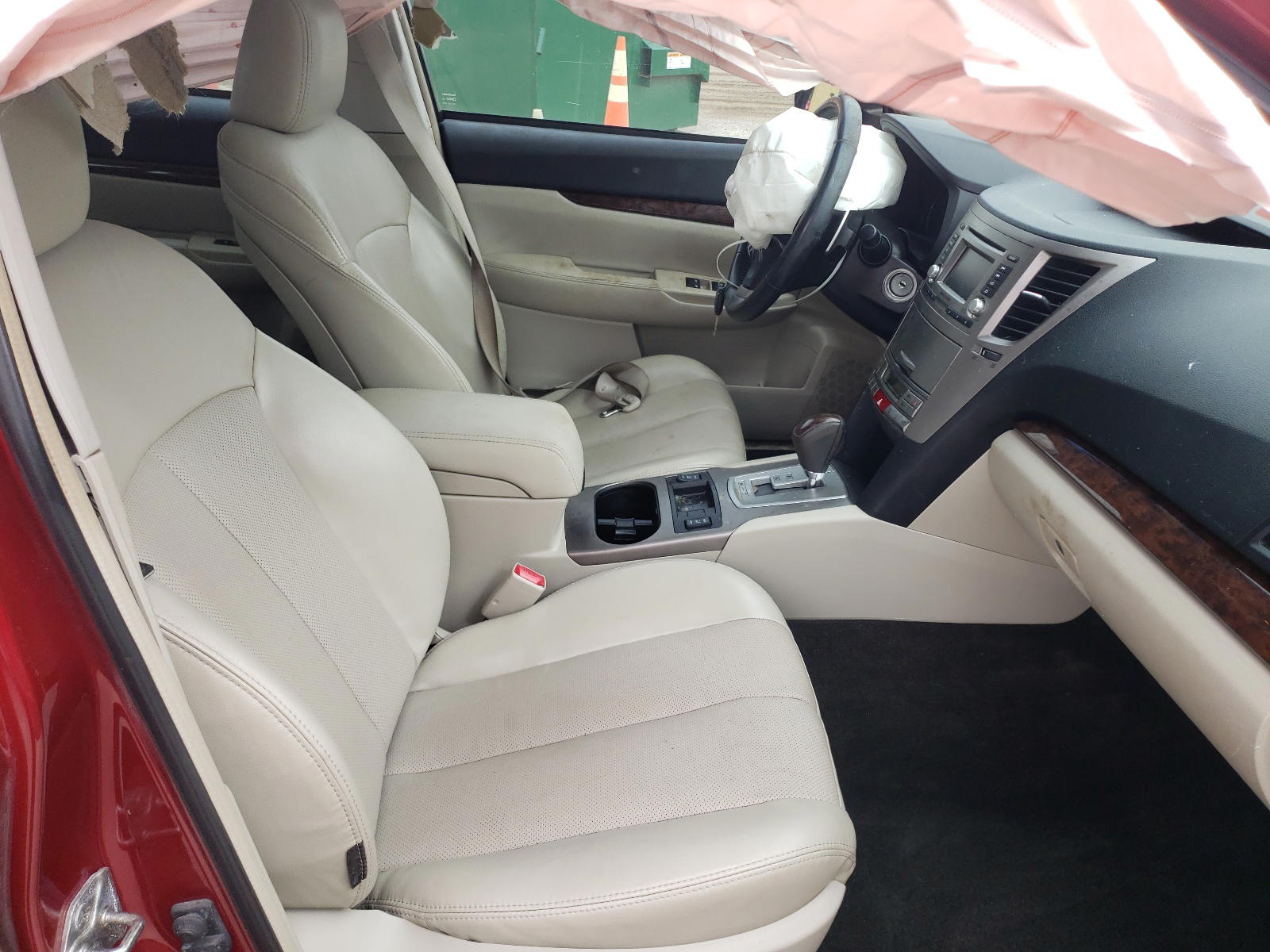 Photo 5 from auction – 2014 SUBARU LEGACY 2.5 with VIN 4S3BMBL68E3002822