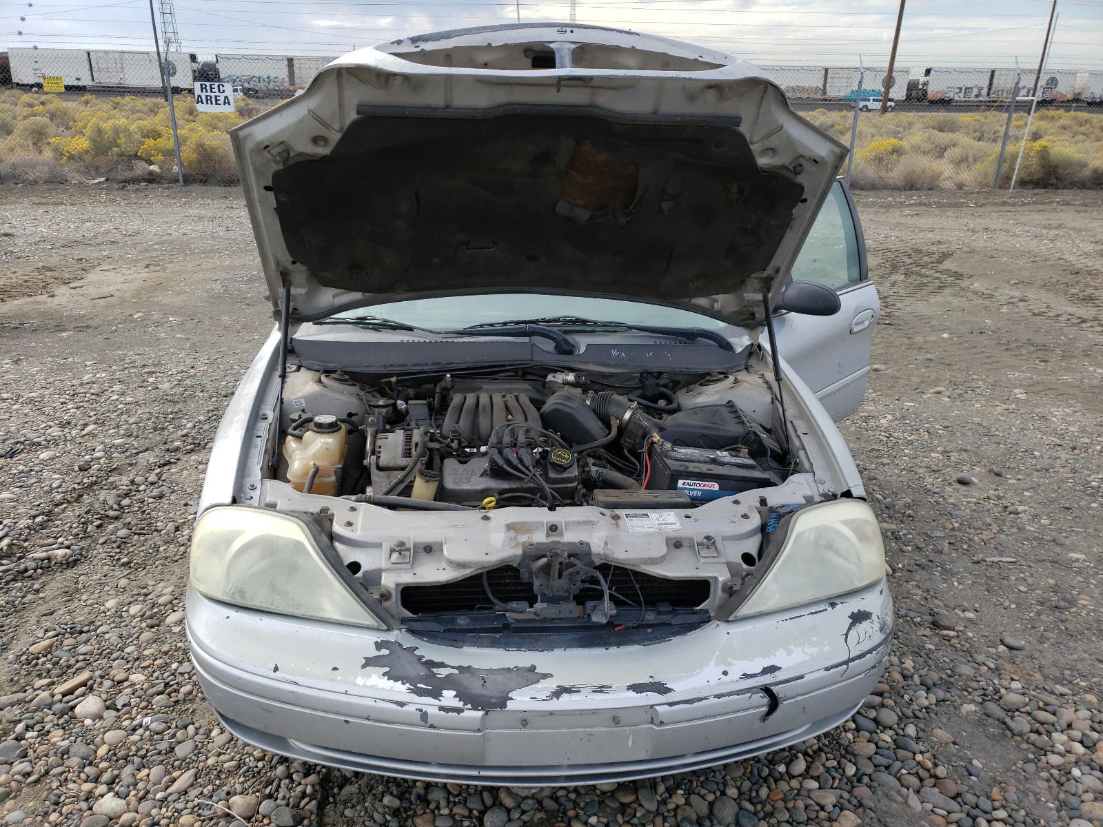 Photo 7 from auction – 2002 MERCURY SABLE GS with VIN 1MEFM50UX2A646012
