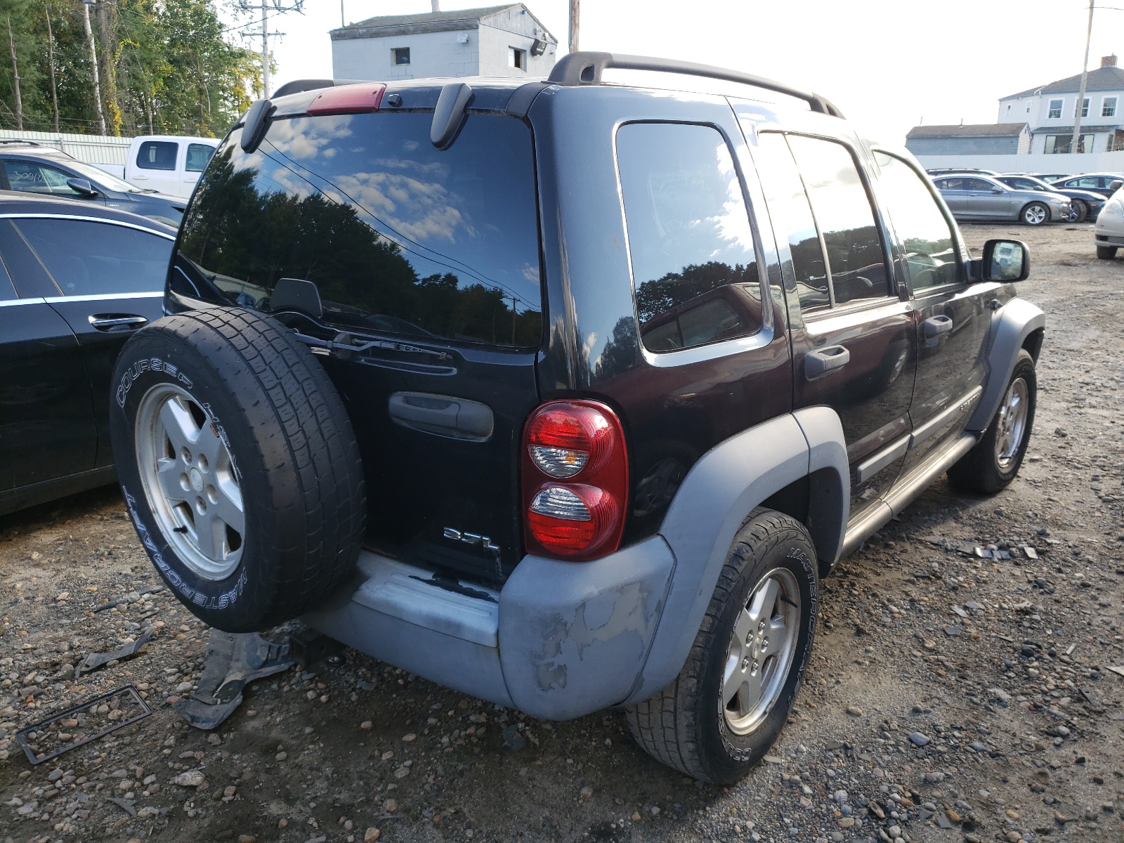 Photo 4 from auction – 2005 JEEP LIBERTY SP with VIN 1J4GL48K35W667145