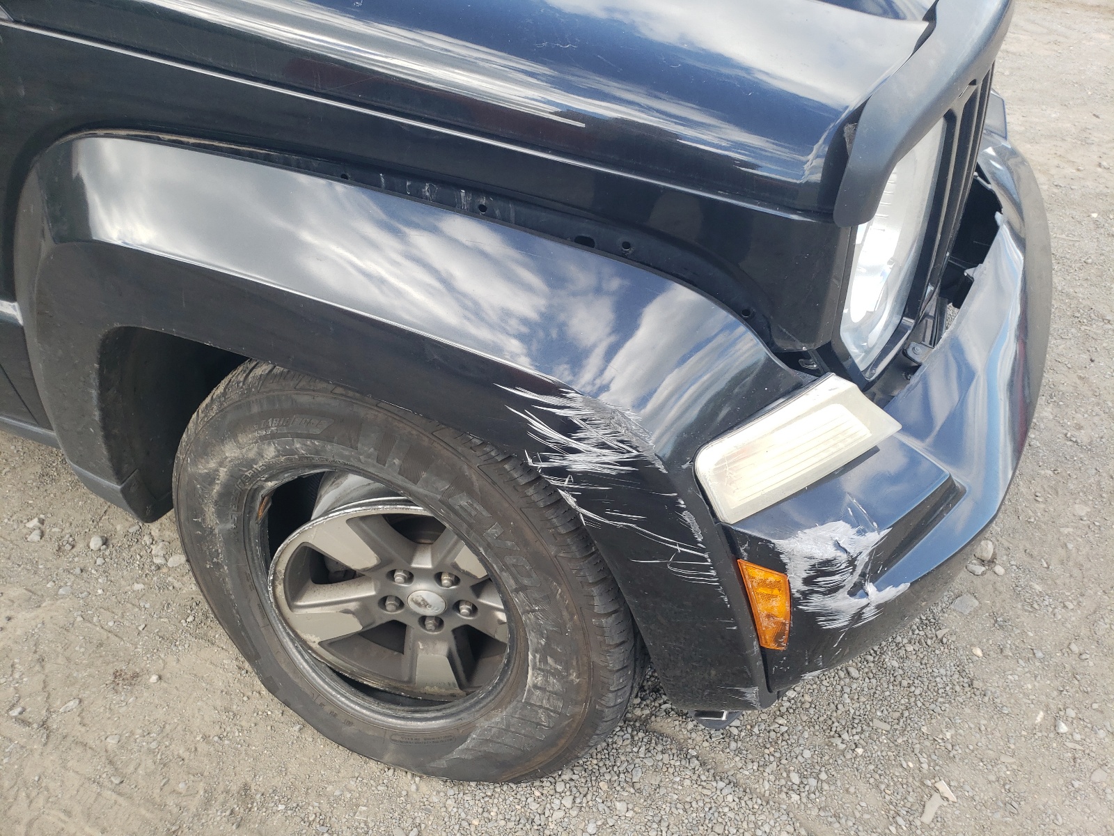 Photo 9 from auction – 2008 JEEP LIBERTY with VIN 1J8GN28K88W194361