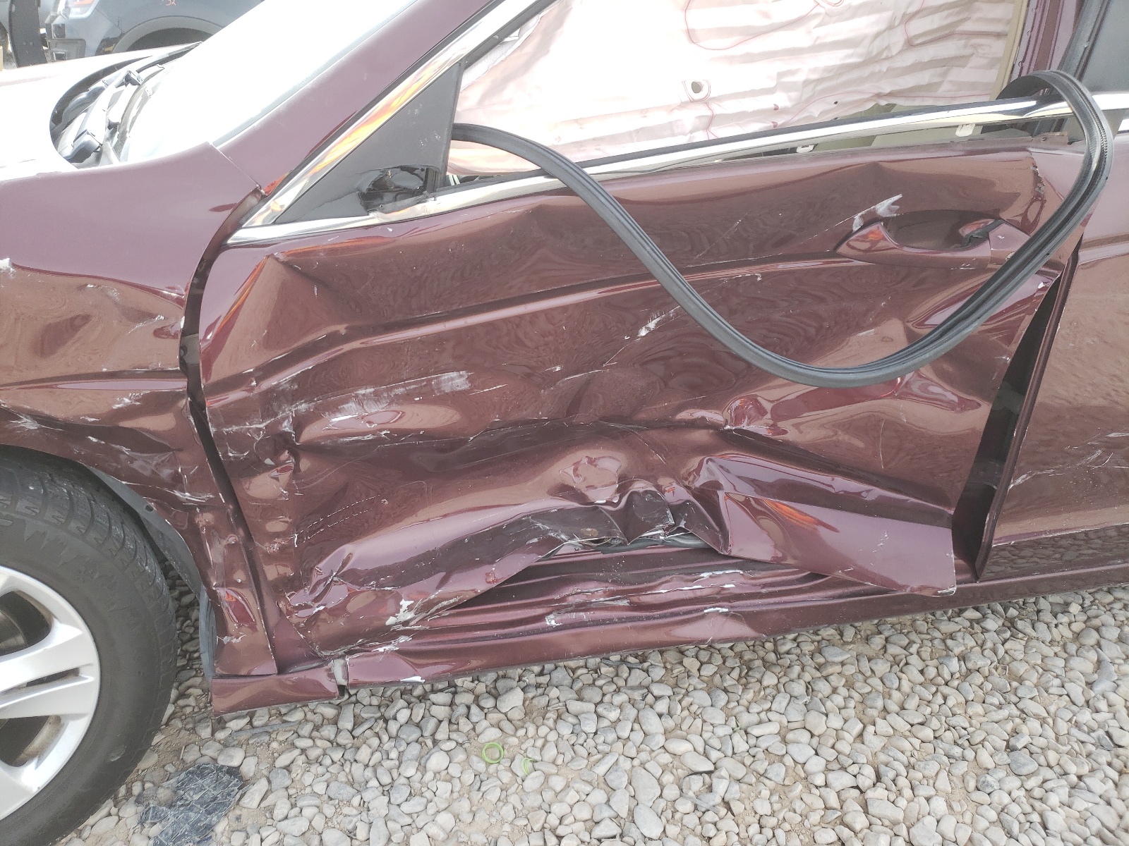 Photo 9 from auction – 2010 HONDA ACCORD LXP with VIN 1HGCP2F47AA010617