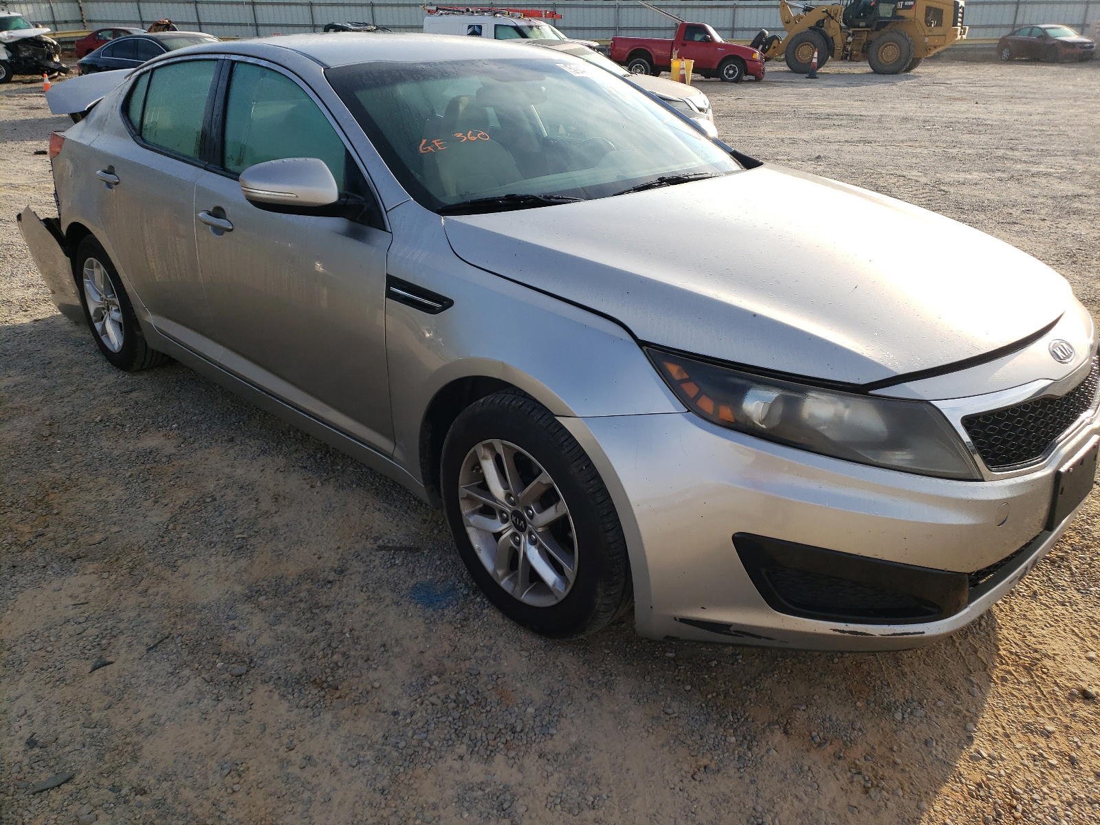Photo 9 from auction – 2011 KIA OPTIMA LX with VIN KNAGM4A73B5175710