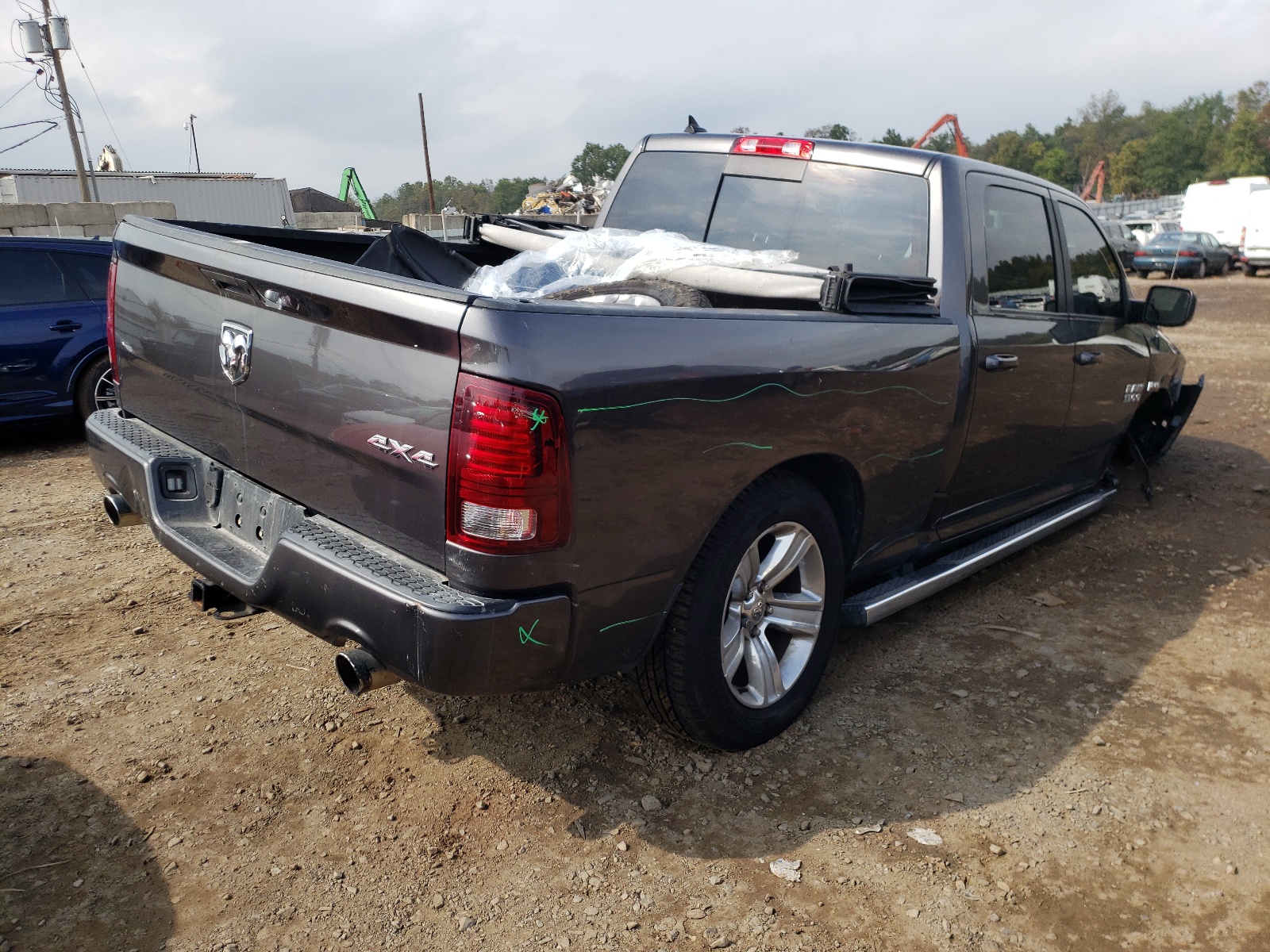 Photo 4 from auction – 2014 RAM 1500 SPORT with VIN 1C6RR7UT8ES402040
