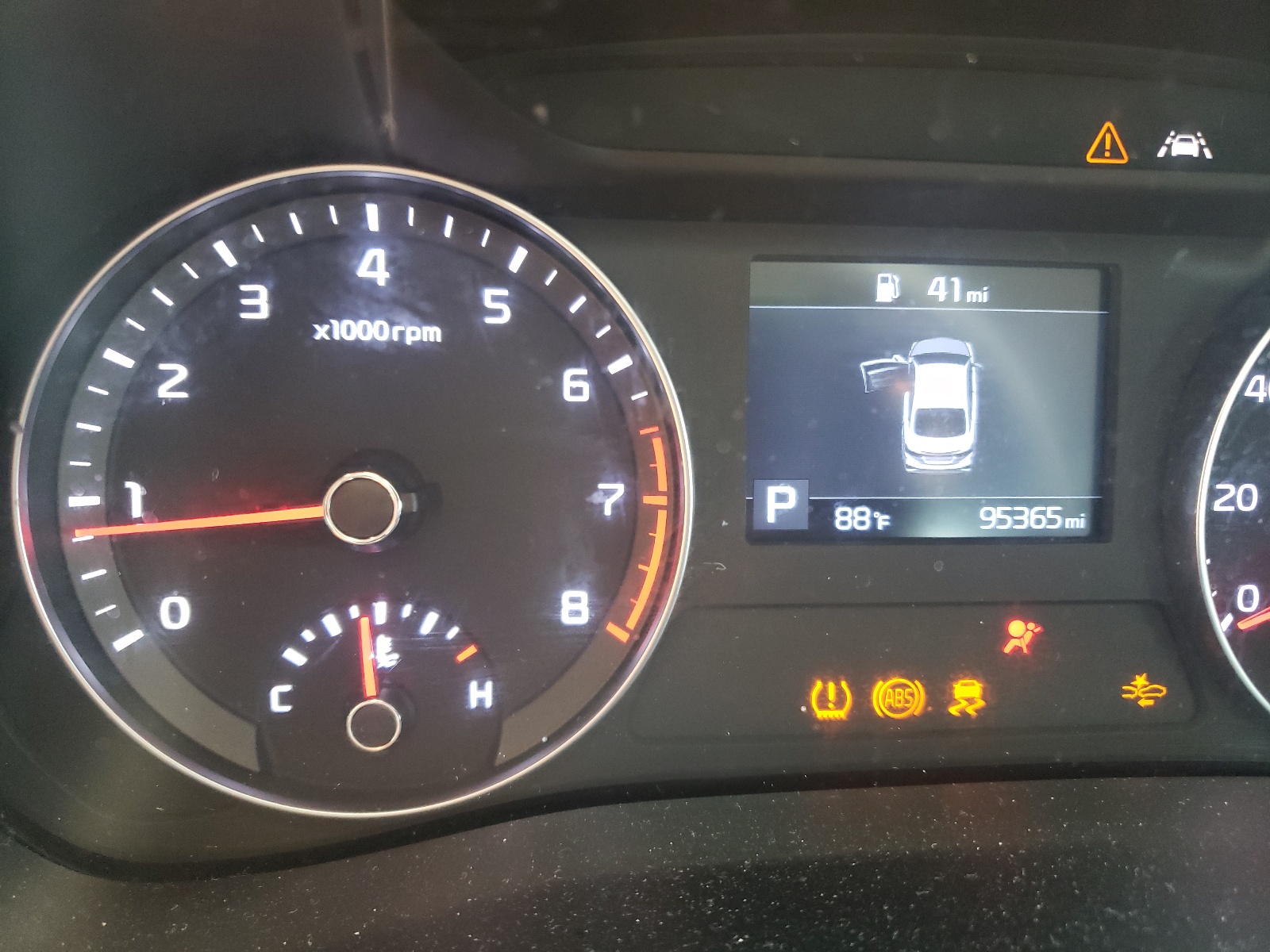 Photo 8 from auction – 2019 KIA FORTE FE with VIN 3KPF24AD3KE007421