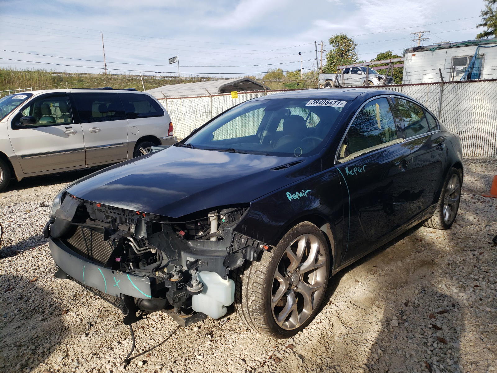 Photo 2 from auction – 2012 BUICK REGAL with VIN 2G4GV5GVXC9196663