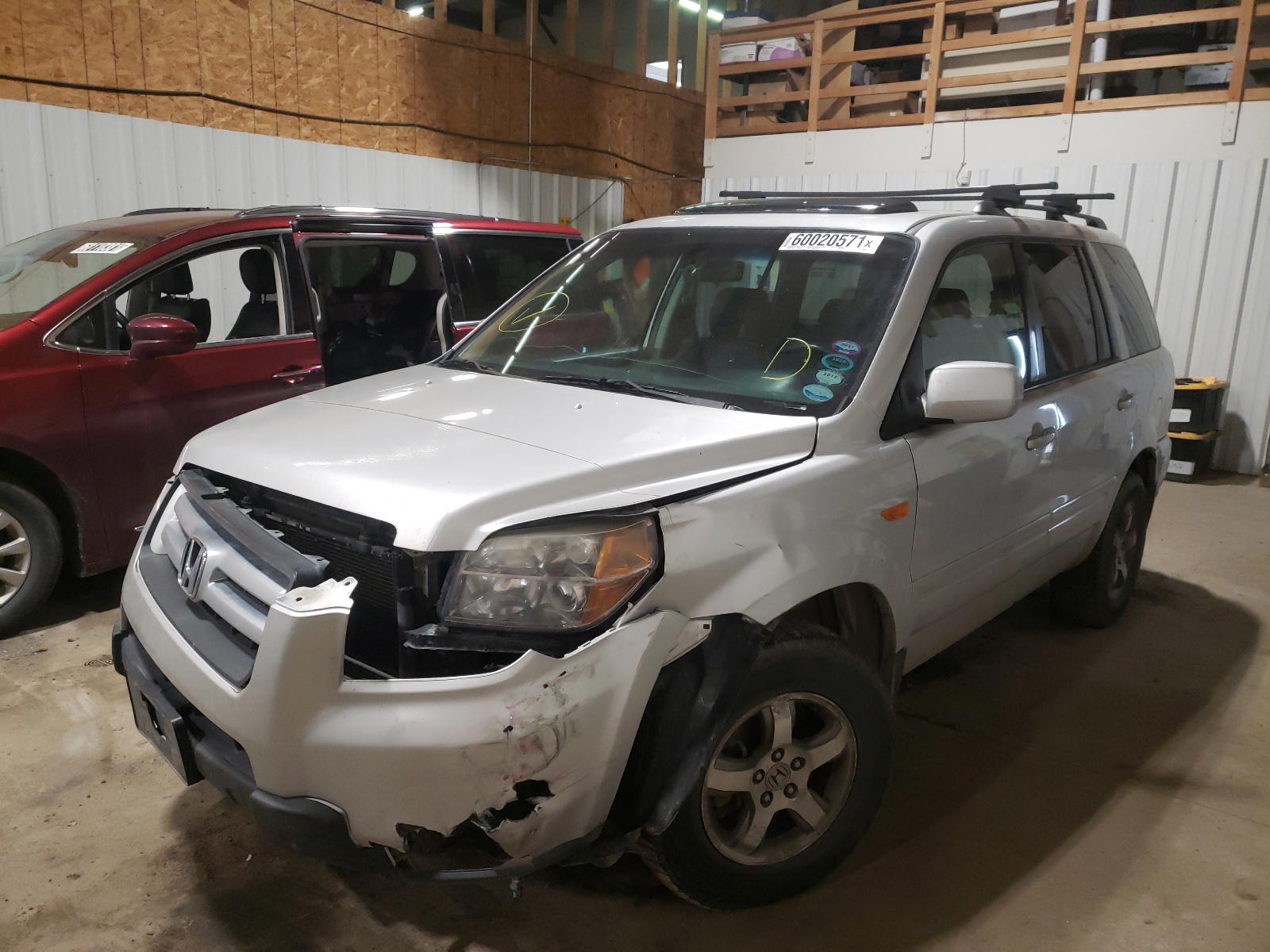 Photo 2 from auction – 2008 HONDA PILOT EXL with VIN 5FNYF185X8B045550