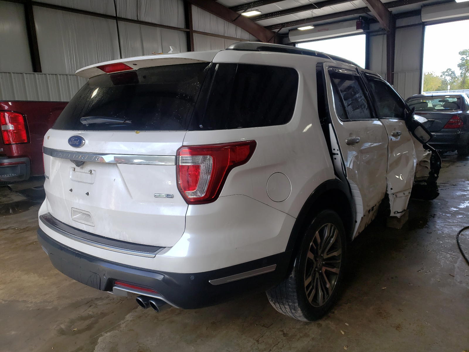 Photo 4 from auction – 2018 FORD EXPLORER P with VIN 1FM5K8HT7JGC40034