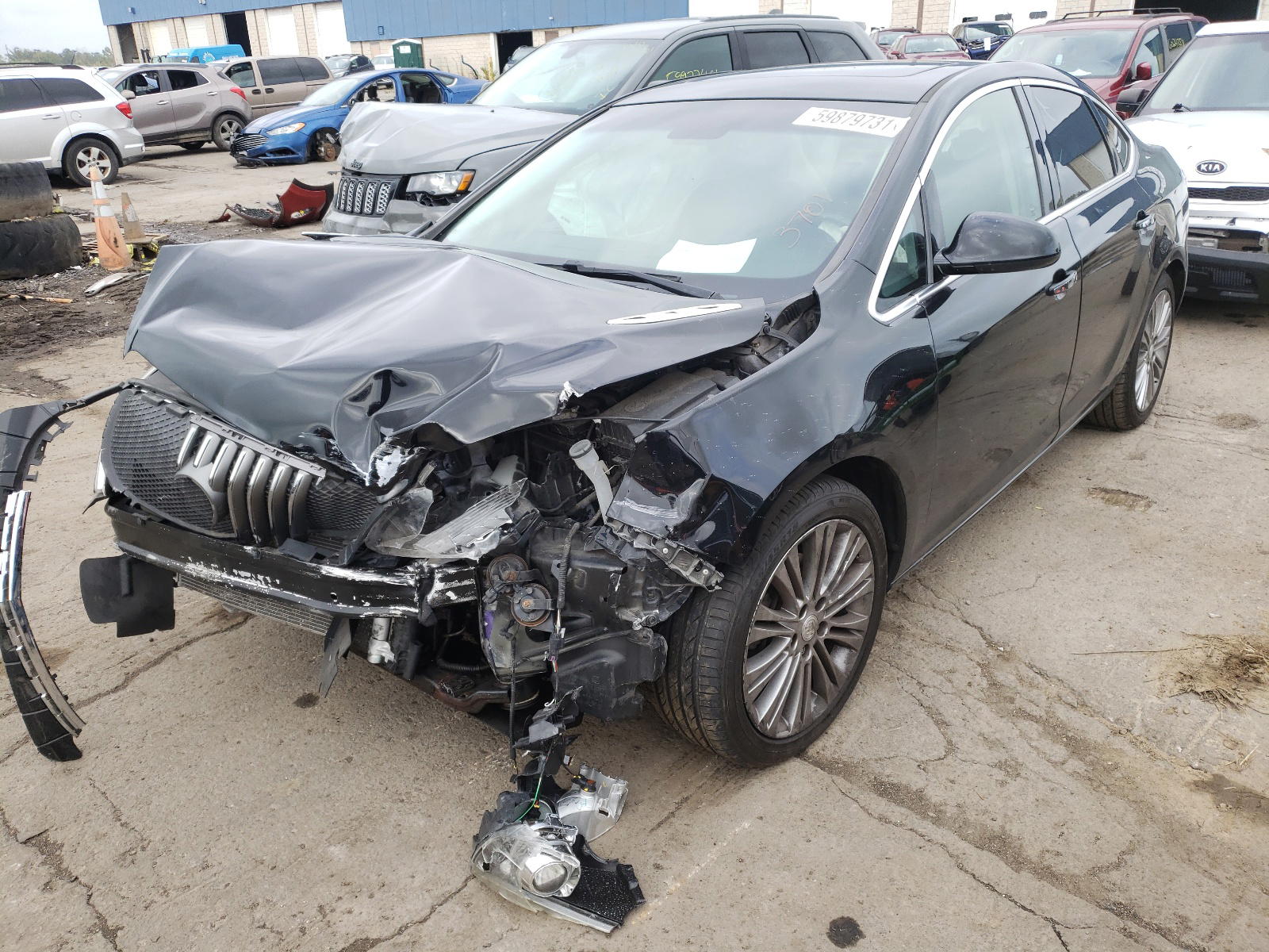 Photo 2 from auction – 2012 BUICK VERANO with VIN 1G4PS5SK1C4143701