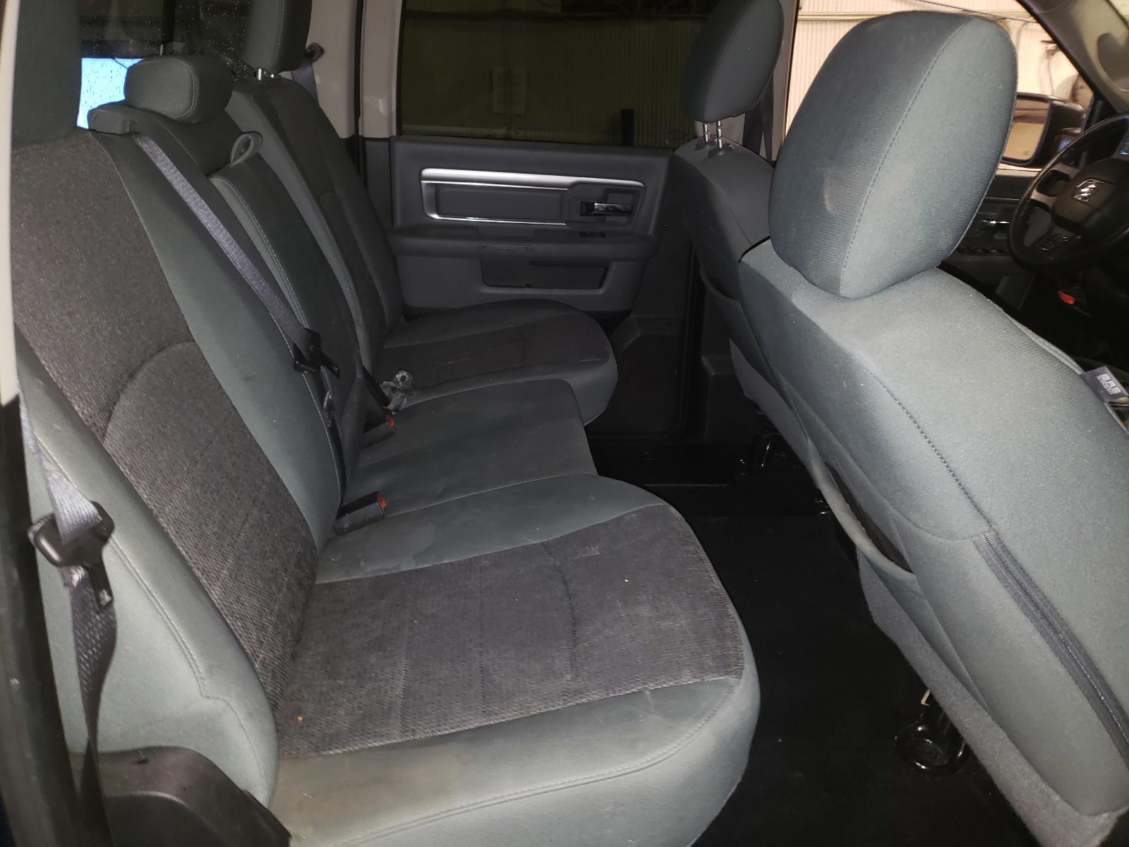 Photo 6 from auction – 2015 RAM 1500 SLT with VIN 1C6RR7TT8FS715804