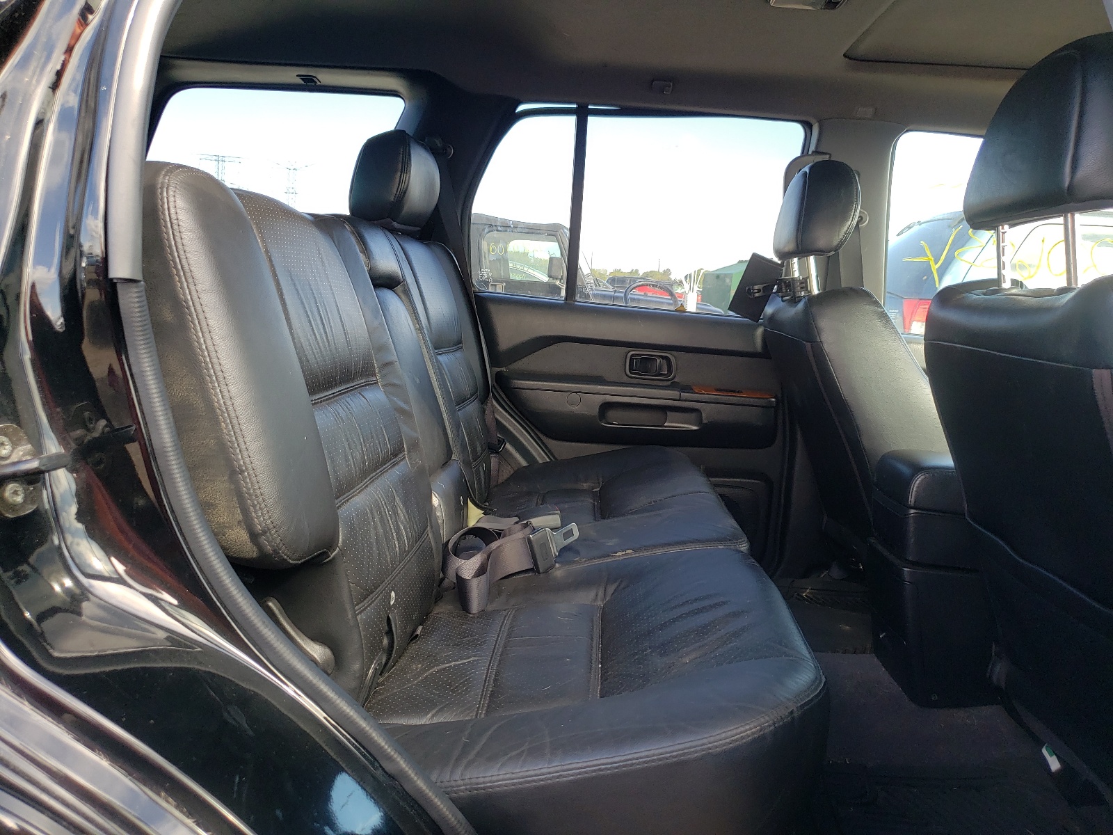 Photo 6 from auction – 2003 NISSAN PATHFINDER with VIN JN8DR09Y63W820038