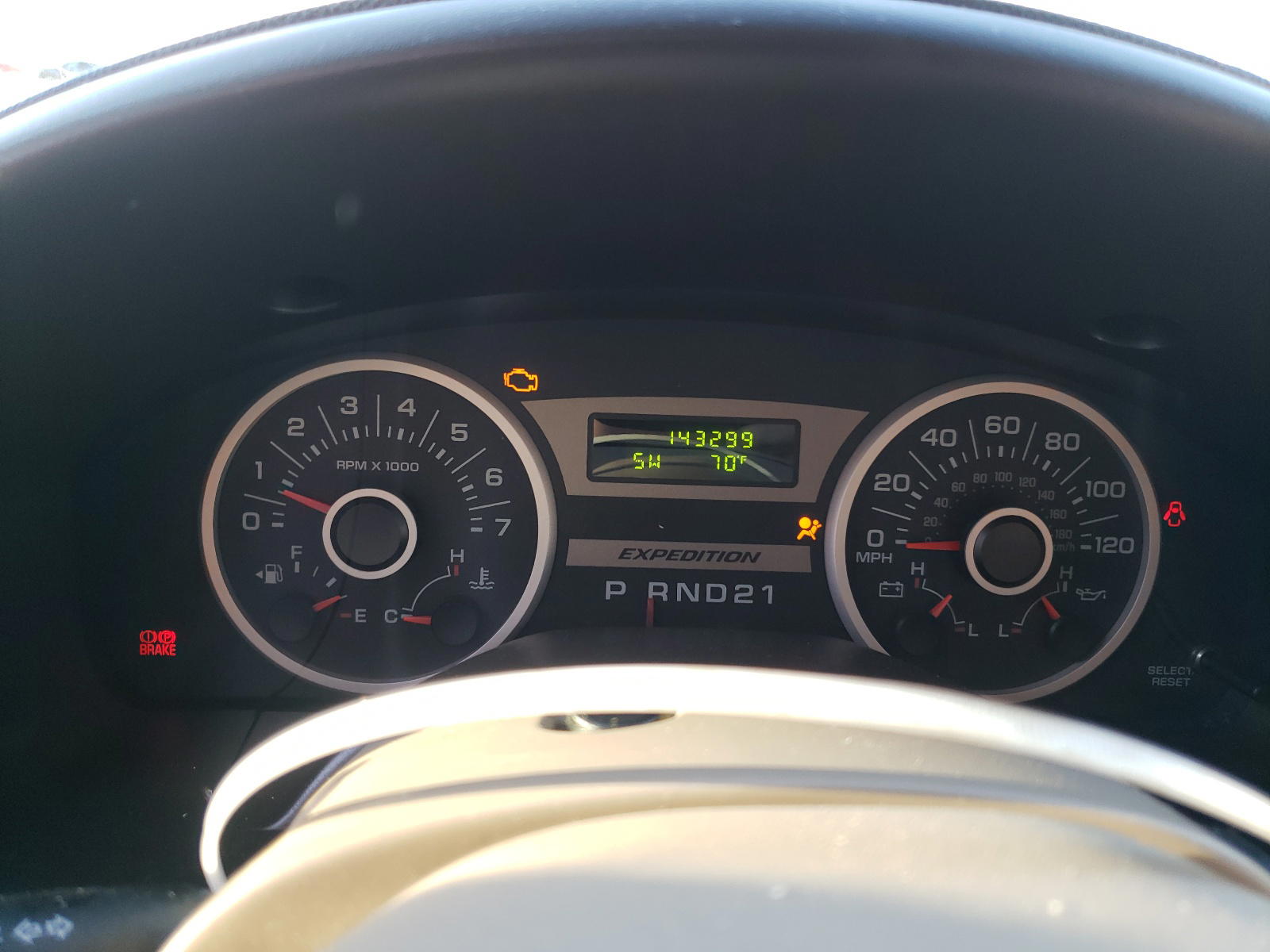 Photo 8 from auction – 2005 FORD EXPEDITION with VIN 1FMPU15595LA05714