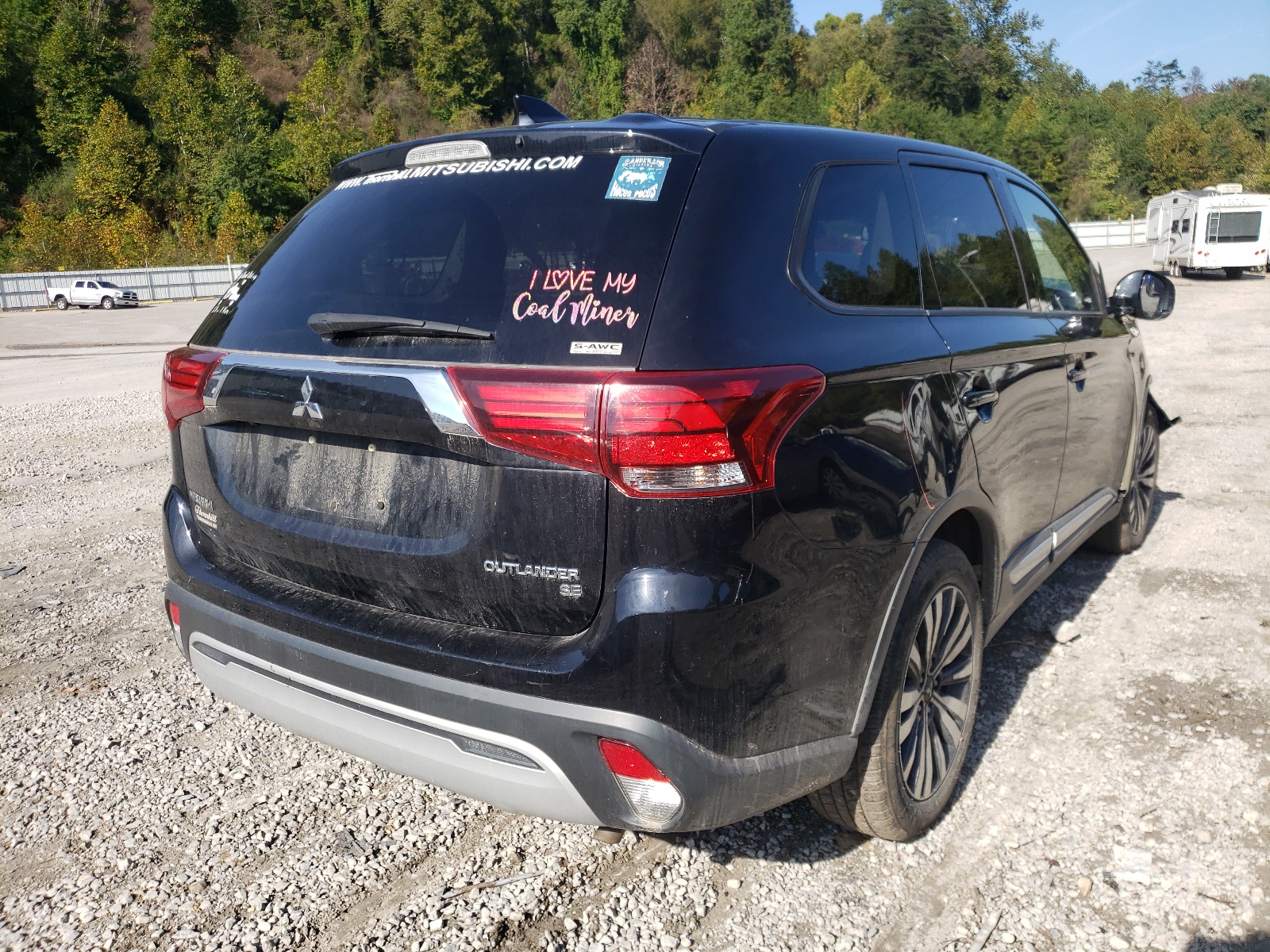 Photo 4 from auction – 2019 MITSUBISHI OUTLANDER with VIN JA4AZ3A31KZ003843