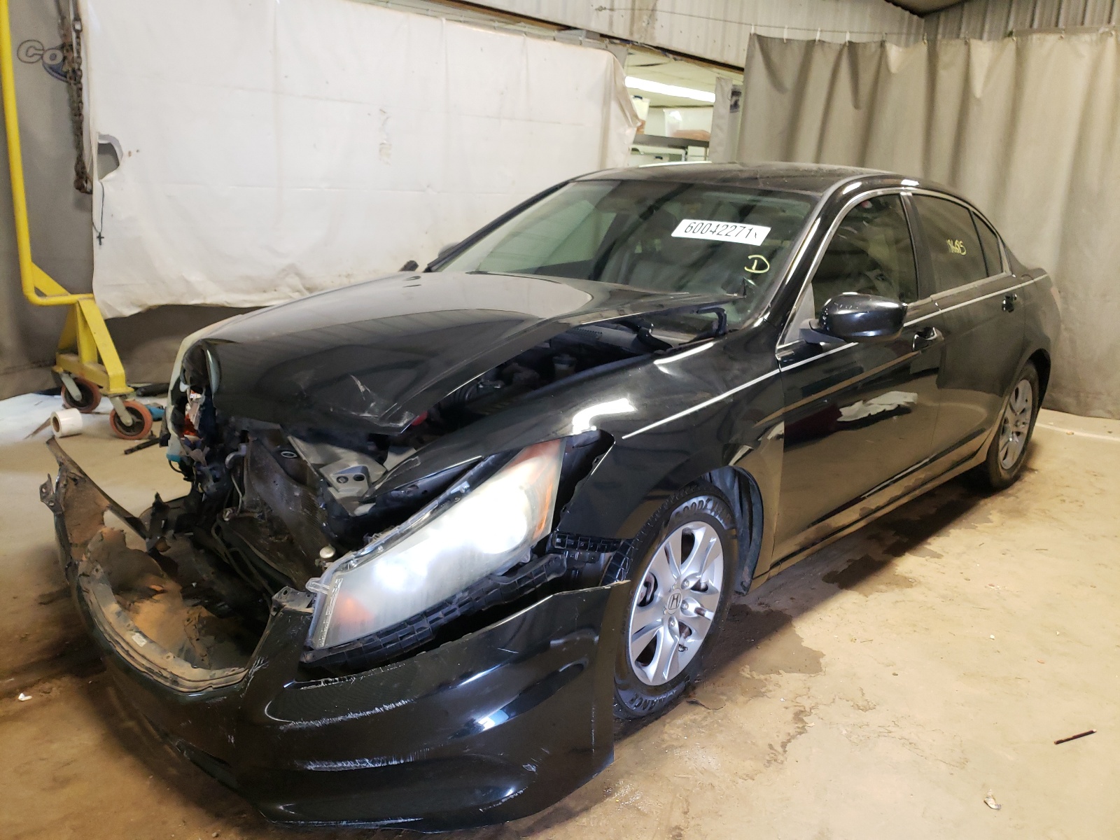 Photo 2 from auction – 2011 HONDA ACCORD SE with VIN 1HGCP2F6XBA084987