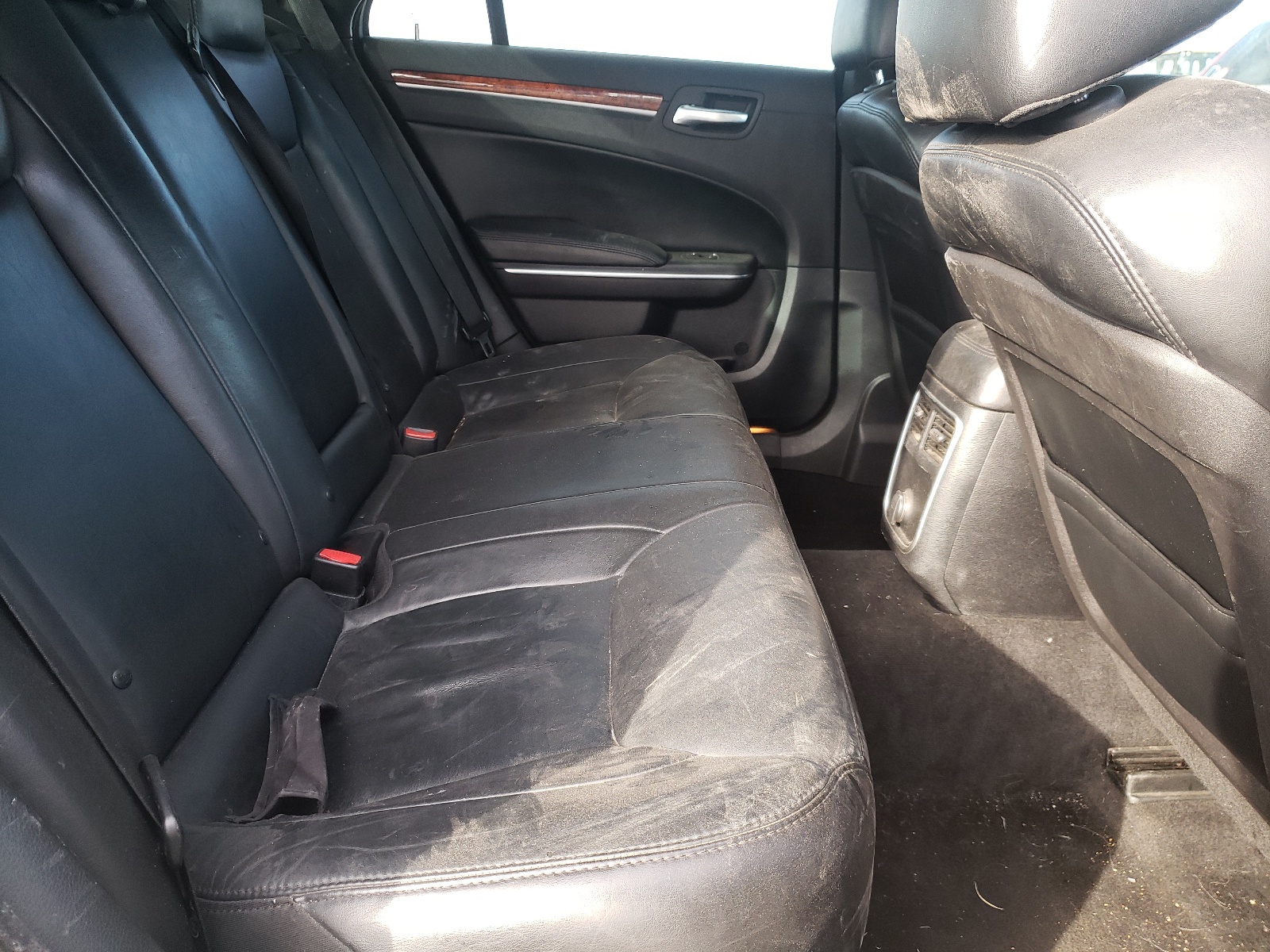Zdjęcie 6 z aukcji – 2013 CHRYSLER 300 z VIN 2C3CCAAG1DH728180