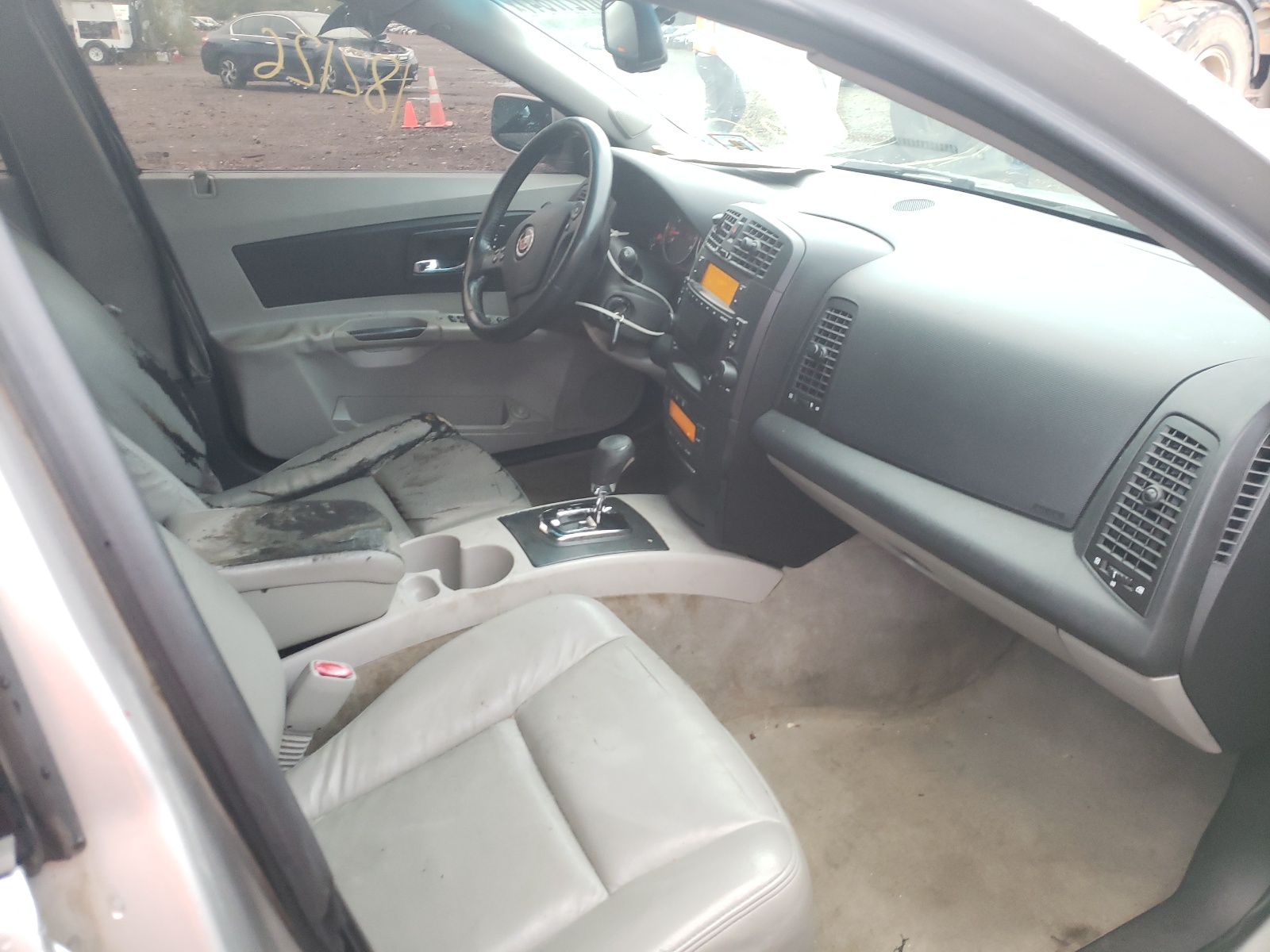 Photo 5 from auction – 2006 CADILLAC CTS with VIN 1G6DM57T060205915