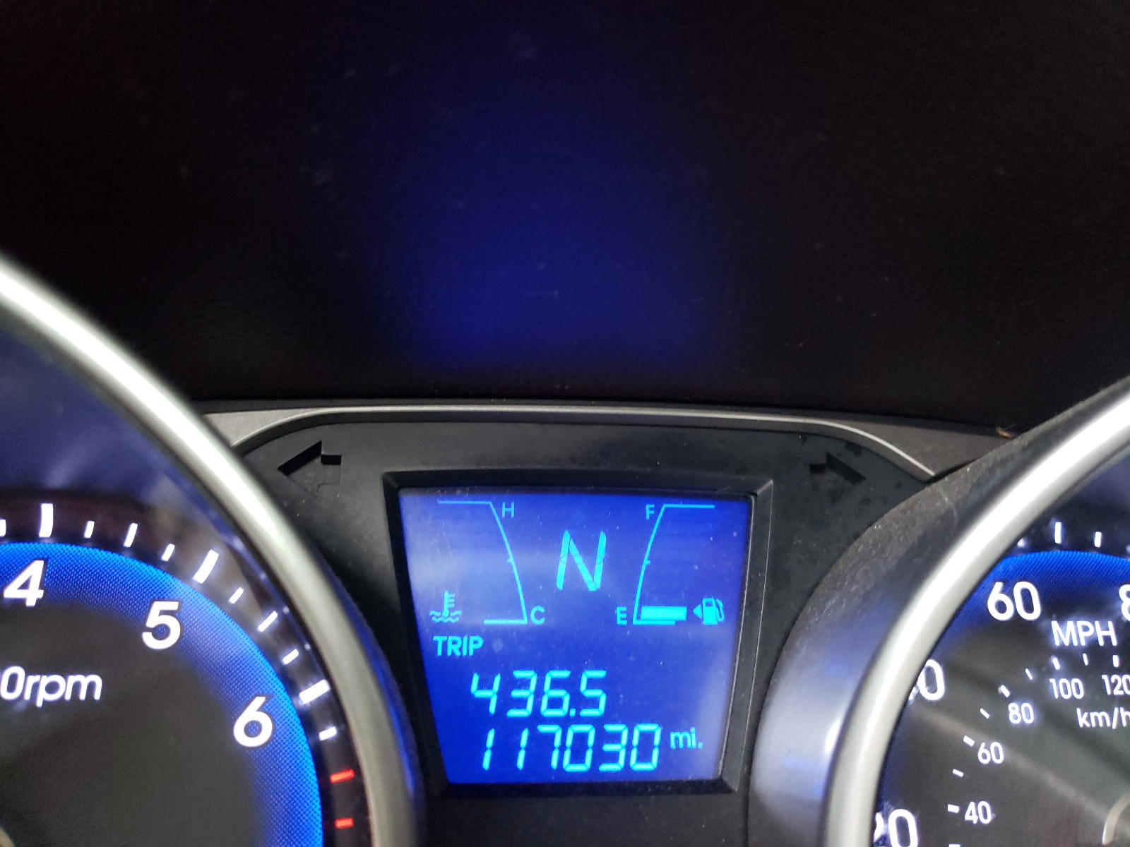 Photo 8 from auction – 2011 HYUNDAI TUCSON with VIN KM8JUCAC0AU023044