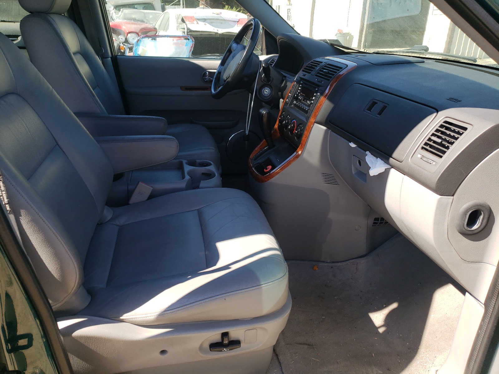 Photo 5 from auction – 2005 KIA SEDONA EX with VIN KNDUP132456671417
