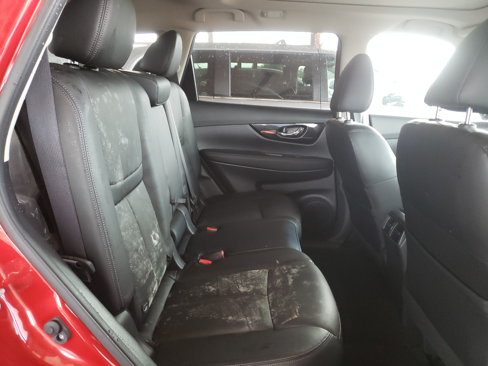Photo 6 from auction – 2017 NISSAN ROGUE S with VIN JN8AT2MT8HW407024