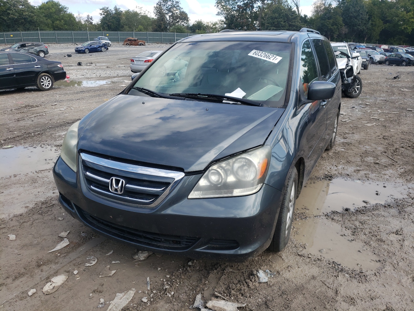 Photo 2 from auction – 2006 HONDA ODYSSEY EX with VIN 5FNRL38656B427936