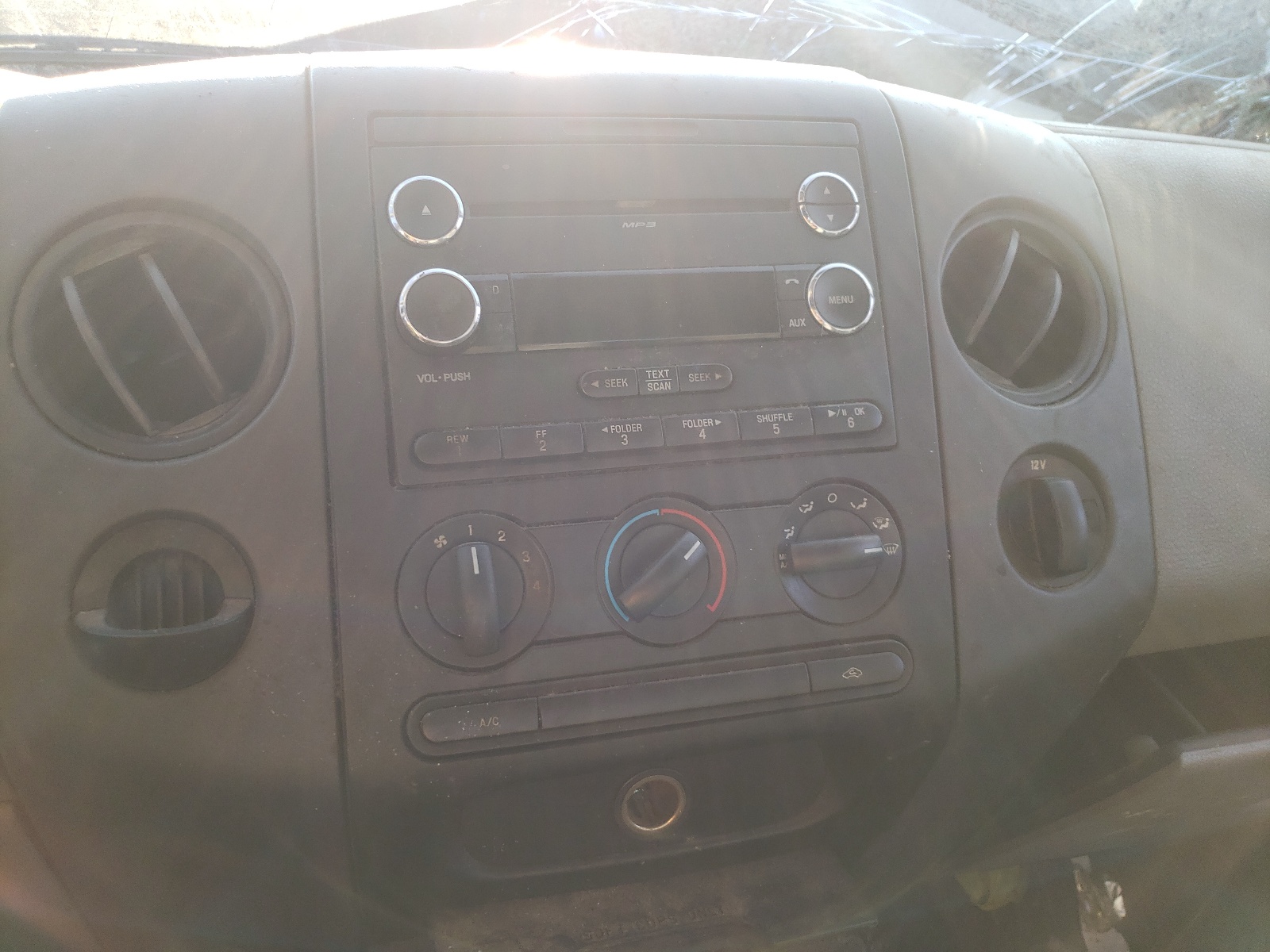 Photo 9 from auction – 2008 FORD F150 with VIN 1FTRF12298KE15702