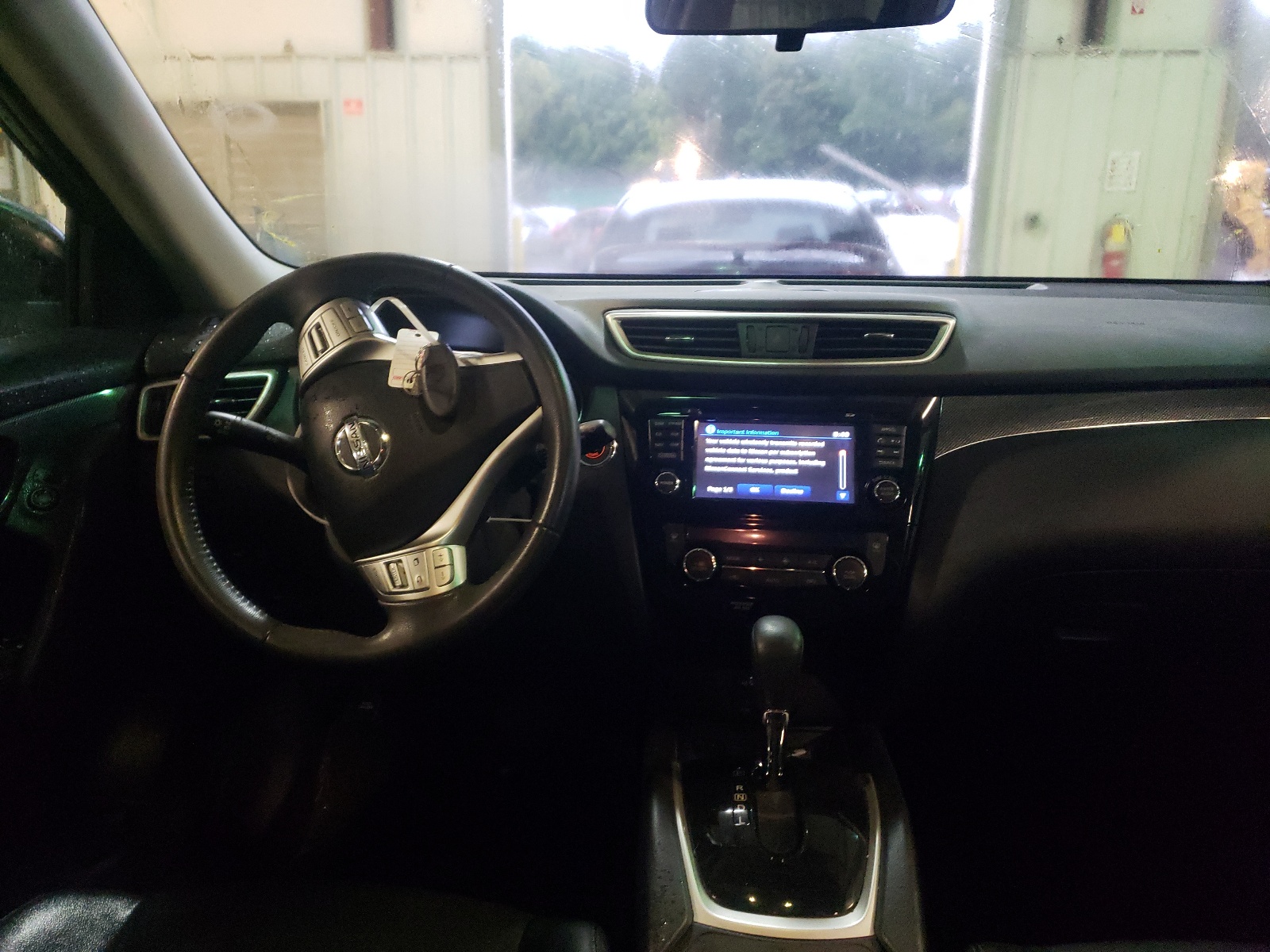 Photo 9 from auction – 2016 NISSAN ROGUE S with VIN 5N1AT2MV3GC770811