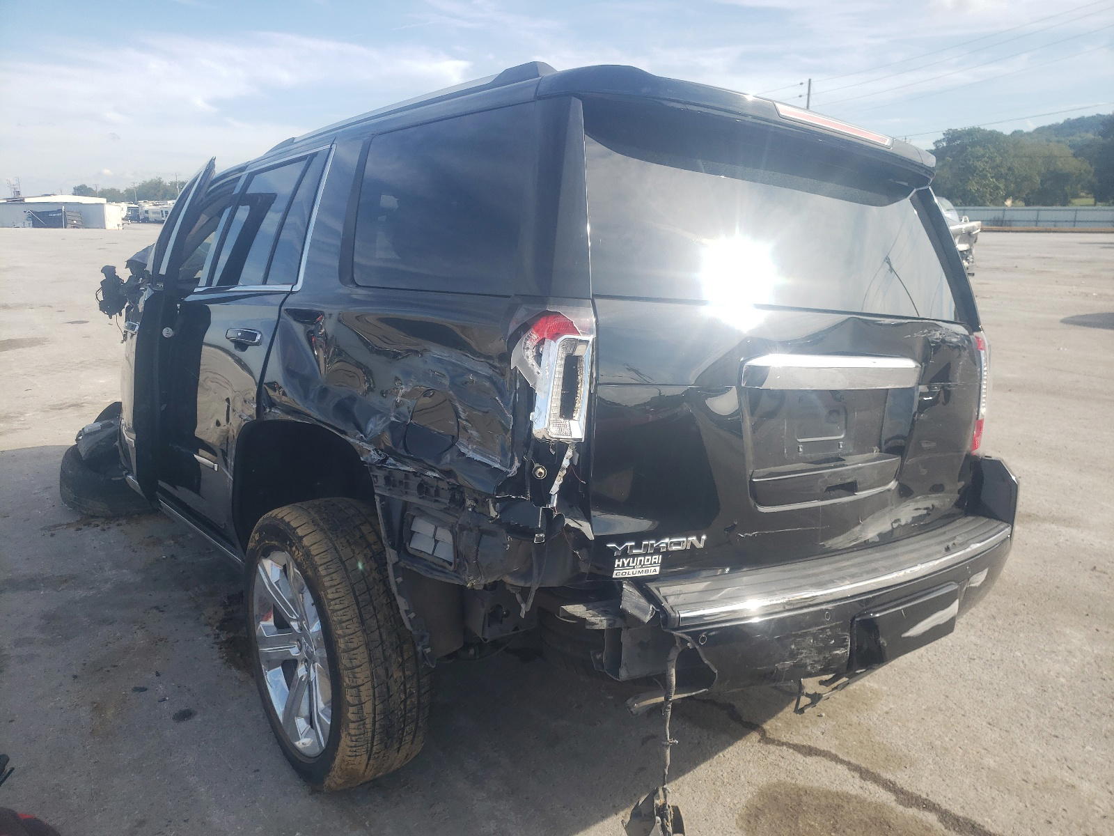 Photo 3 from auction – 2017 GMC YUKON with VIN 1GKS2CKJ2HR206328