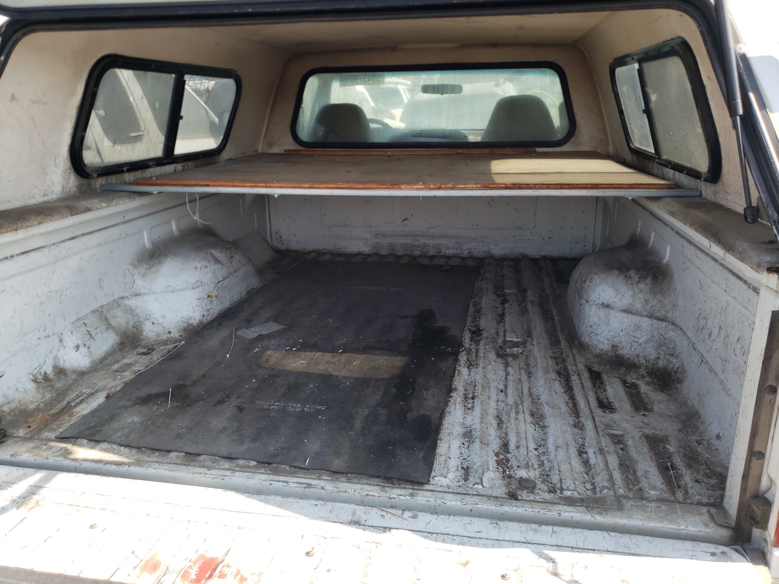 Photo 6 from auction – 1996 FORD F150 with VIN 1FTEF15Y3TLB94518