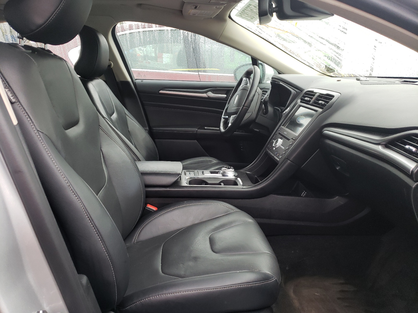 Photo 5 from auction – 2019 FORD FUSION TIT with VIN 3FA6P0SU7KR191852