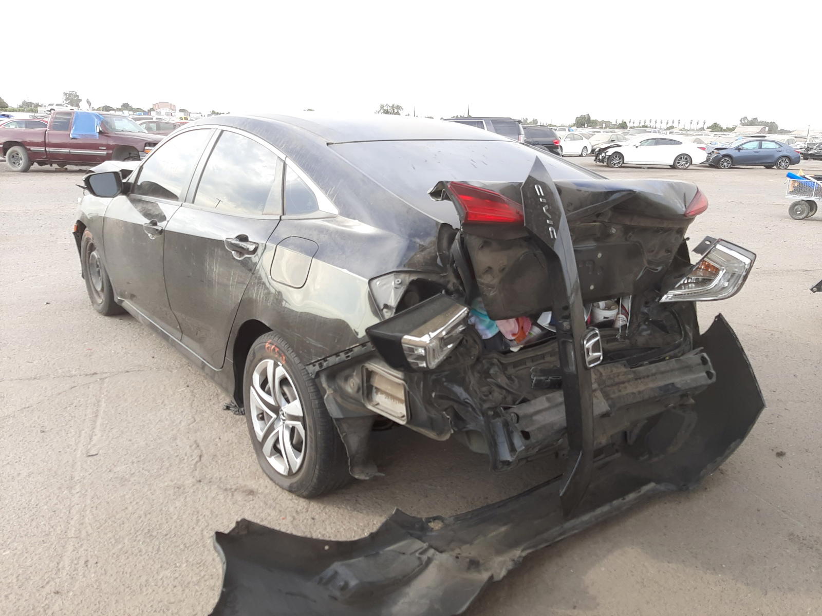Photo 3 from auction – 2016 HONDA CIVIC LX with VIN 2HGFC2F52GH506520