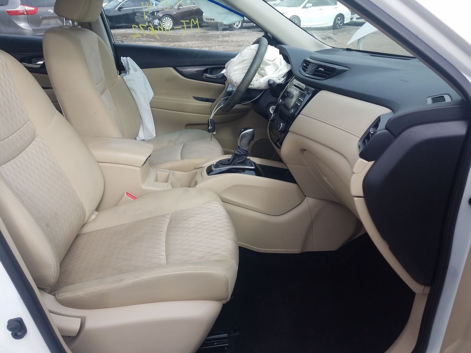 Photo 5 from auction – 2017 NISSAN ROGUE S with VIN JN8AT2MV1HW005654