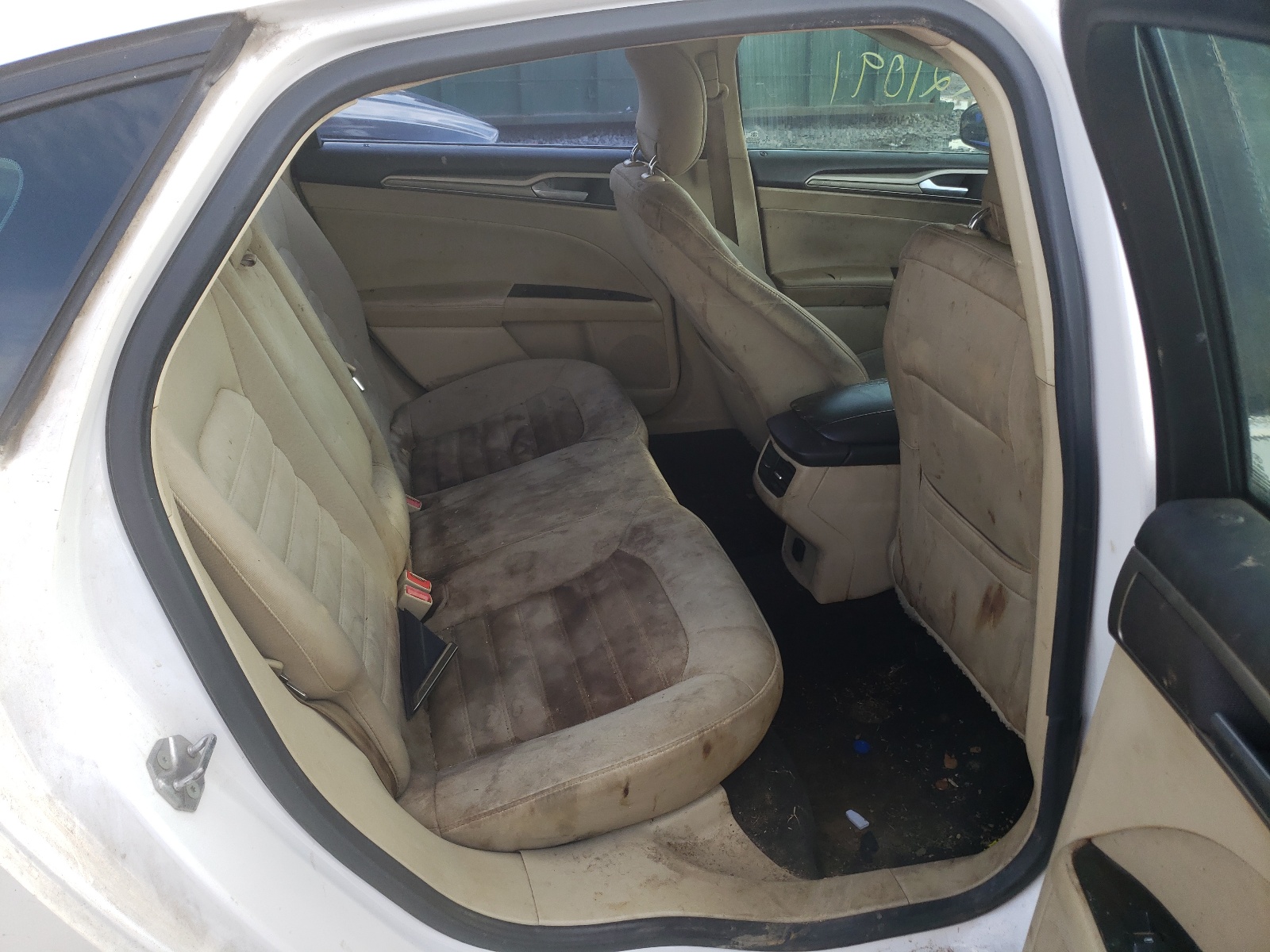 Photo 6 from auction – 2013 FORD FUSION SE with VIN 3FA6P0HR6DR126478