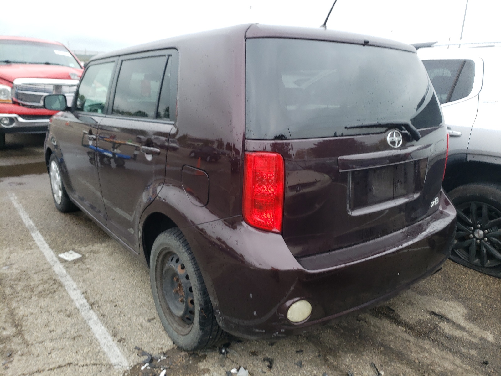 Photo 3 from auction – 2010 TOYOTA SCION XB with VIN JTLZE4FE5A1107273