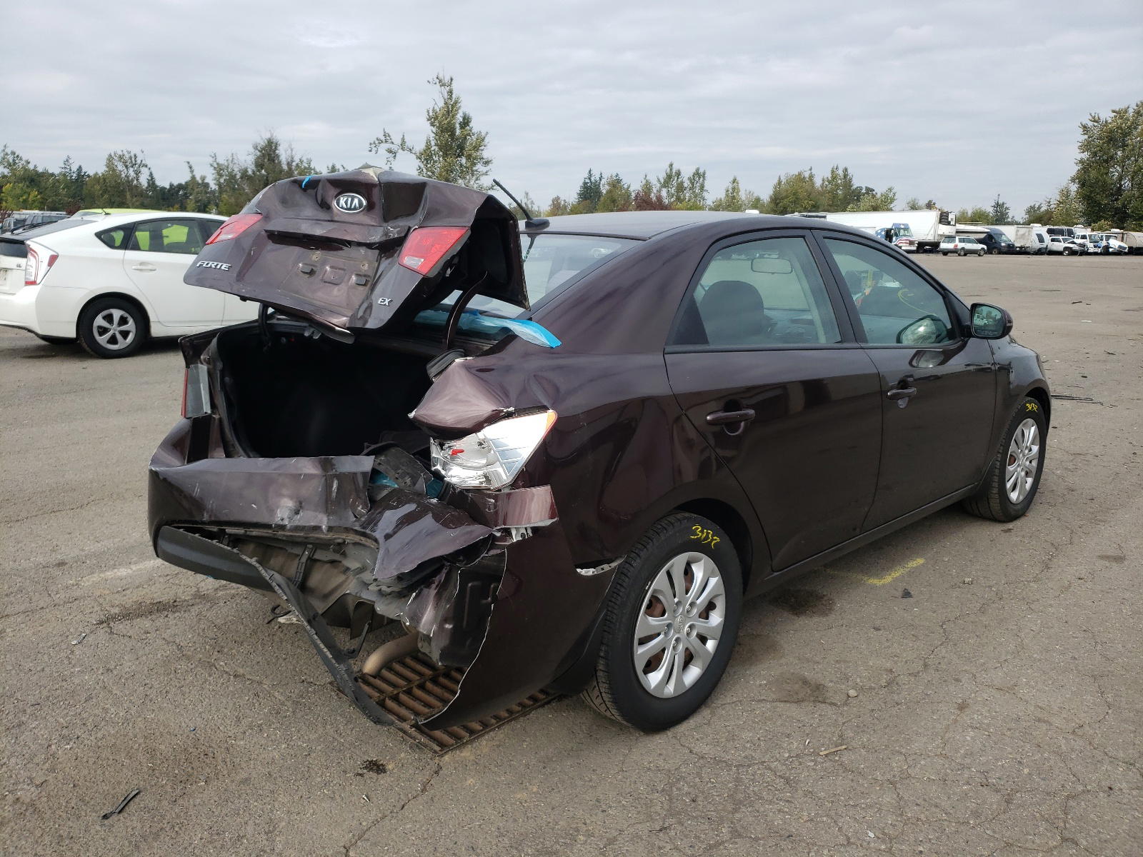 Photo 4 from auction – 2011 KIA FORTE EX with VIN KNAFU4A24B5448296