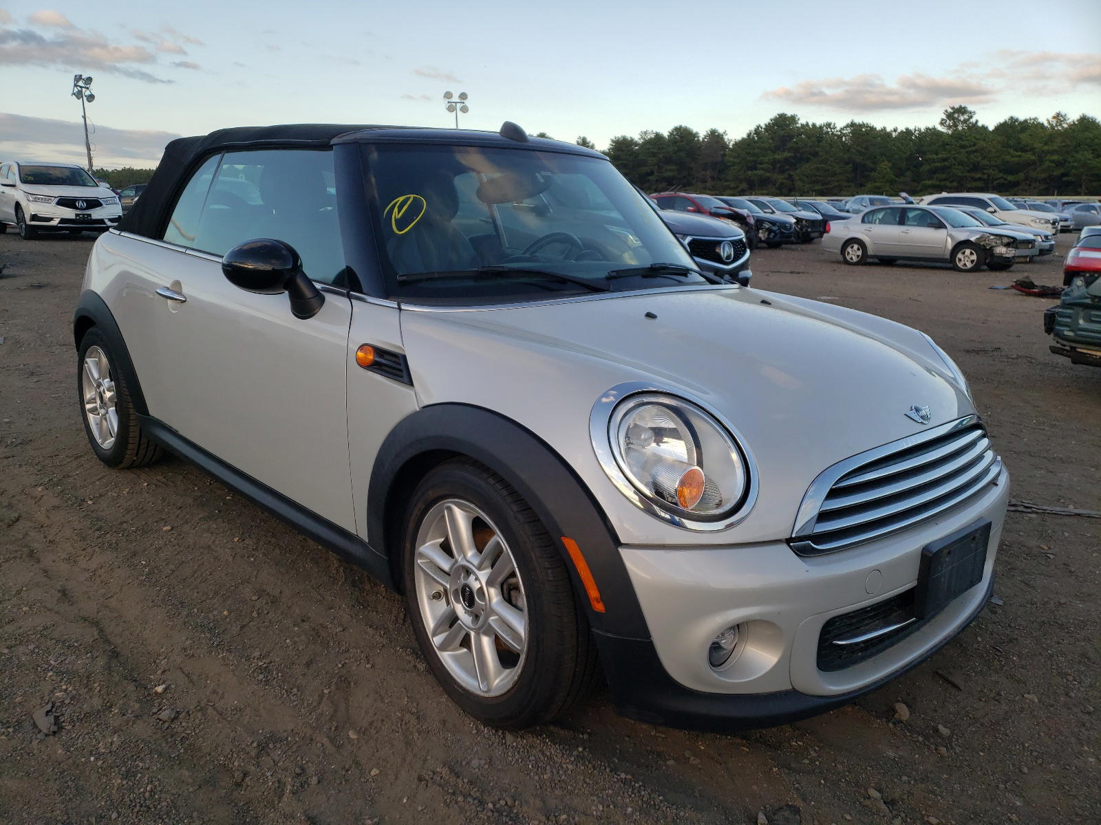 MINI COOPER 2013 with VIN WMWZN3C52DT568978 - Photo from auction