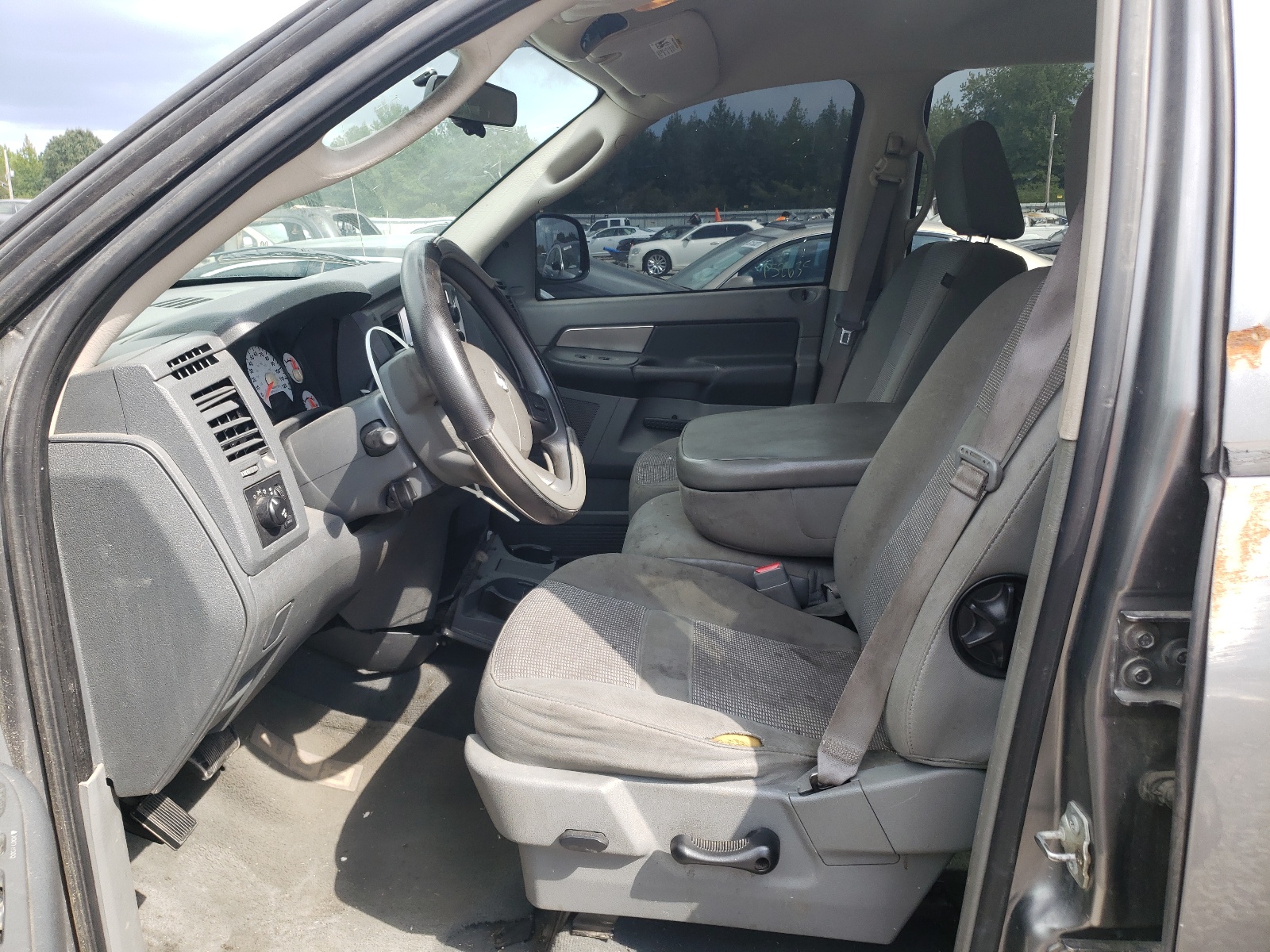 Photo 5 from auction – 2007 DODGE RAM 1500 S with VIN 1D7HA18277S273503