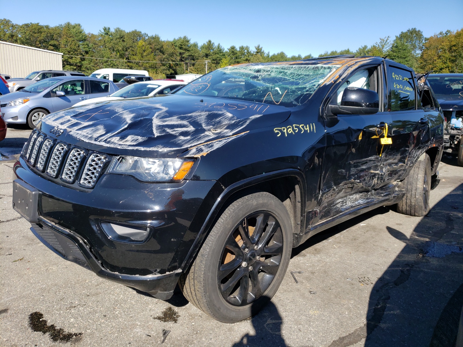 Photo 2 from auction – 2018 JEEP GRAND CHER with VIN 1C4RJFAG5JC487151
