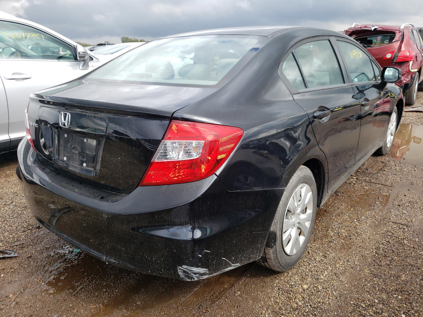Photo 4 from auction – 2012 HONDA CIVIC LX with VIN 19XFB2F51CE056883