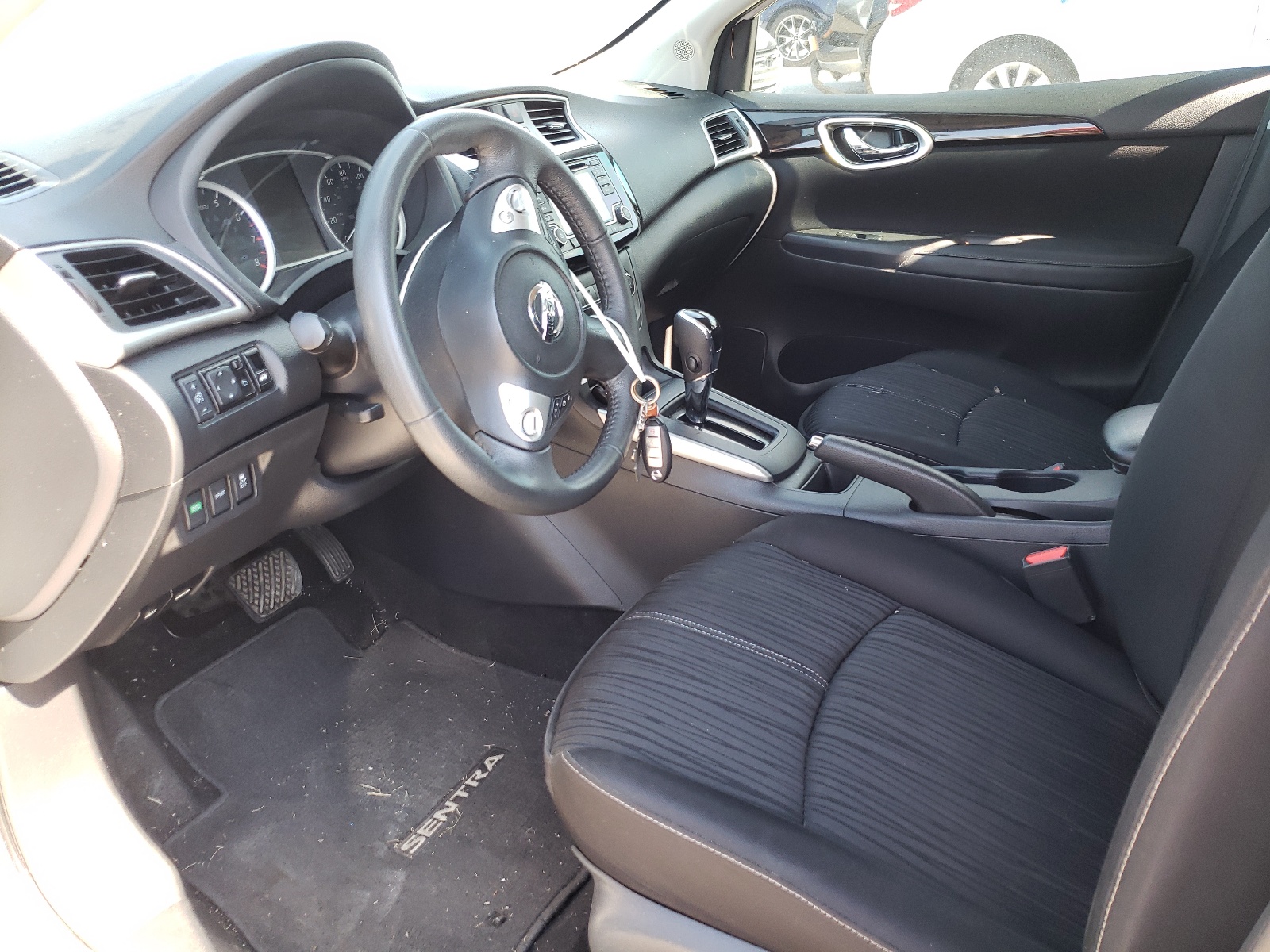 Photo 19 from auction – 2017 NISSAN SENTRA S with VIN 3N1AB7AP6HL710394