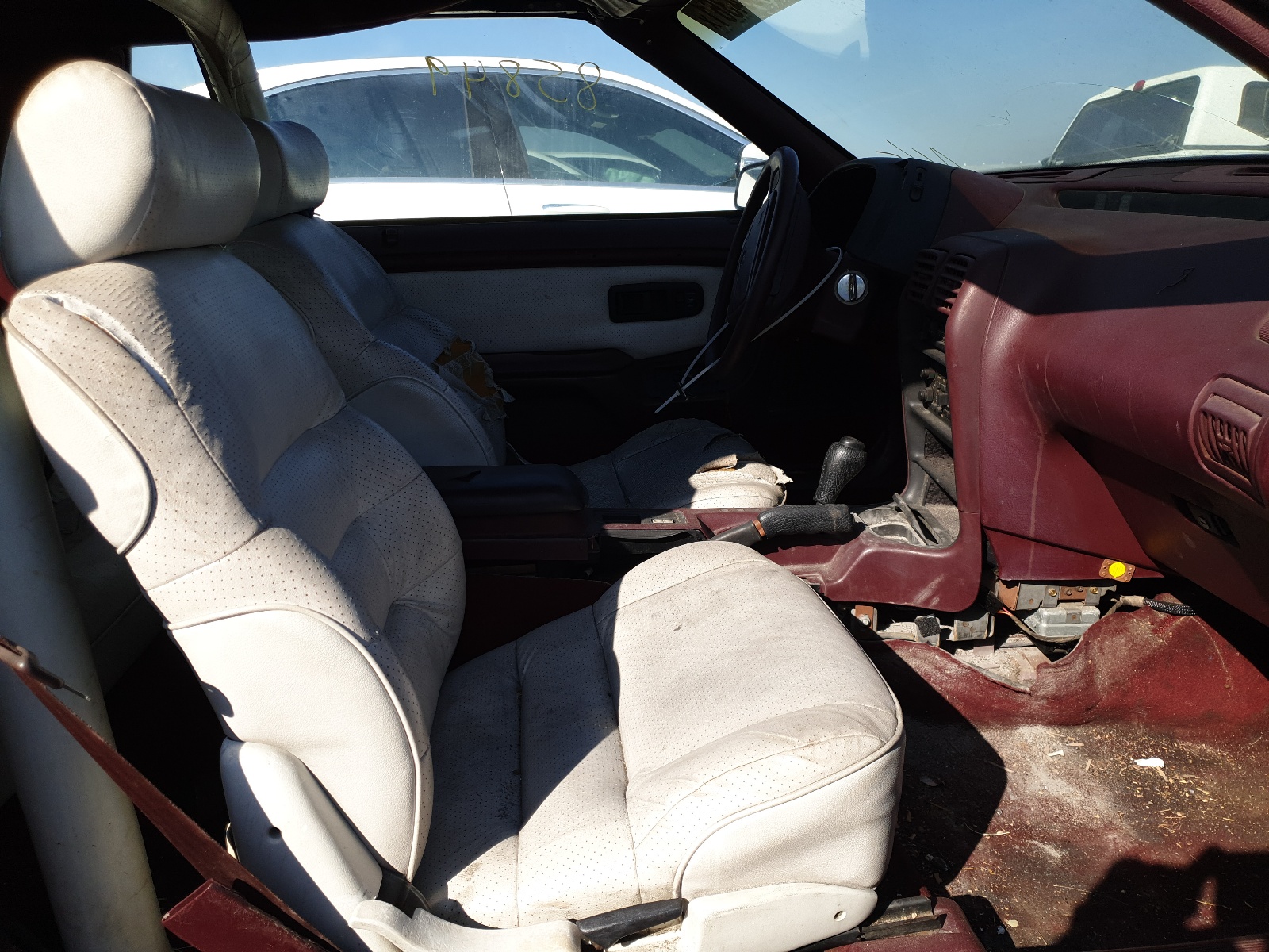 Photo 5 from auction – 1991 CHRYSLER LEBARON with VIN 1C3XJ4532MG121880
