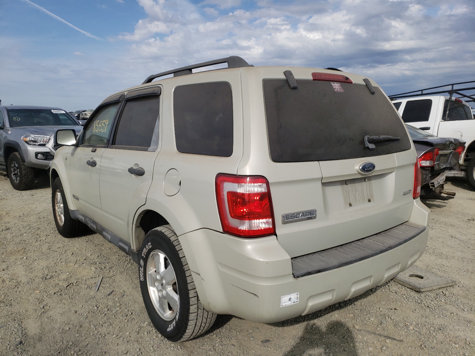 Photo 3 from auction – 2008 FORD ESCAPE XLT with VIN 1FMCU93128KB68518