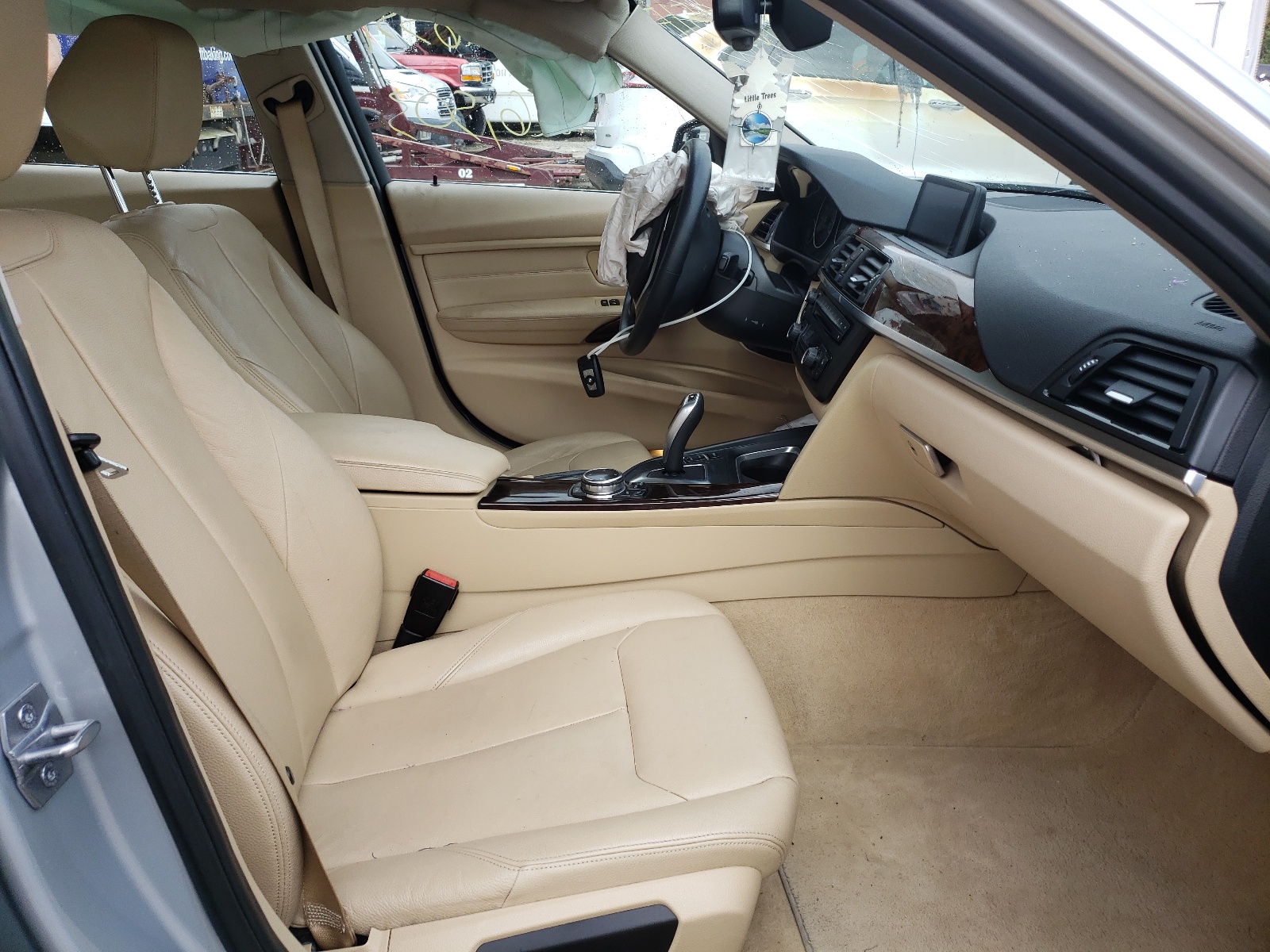 Photo 5 from auction – 2015 BMW 328 XI SUL with VIN WBA3B5C54FP652810