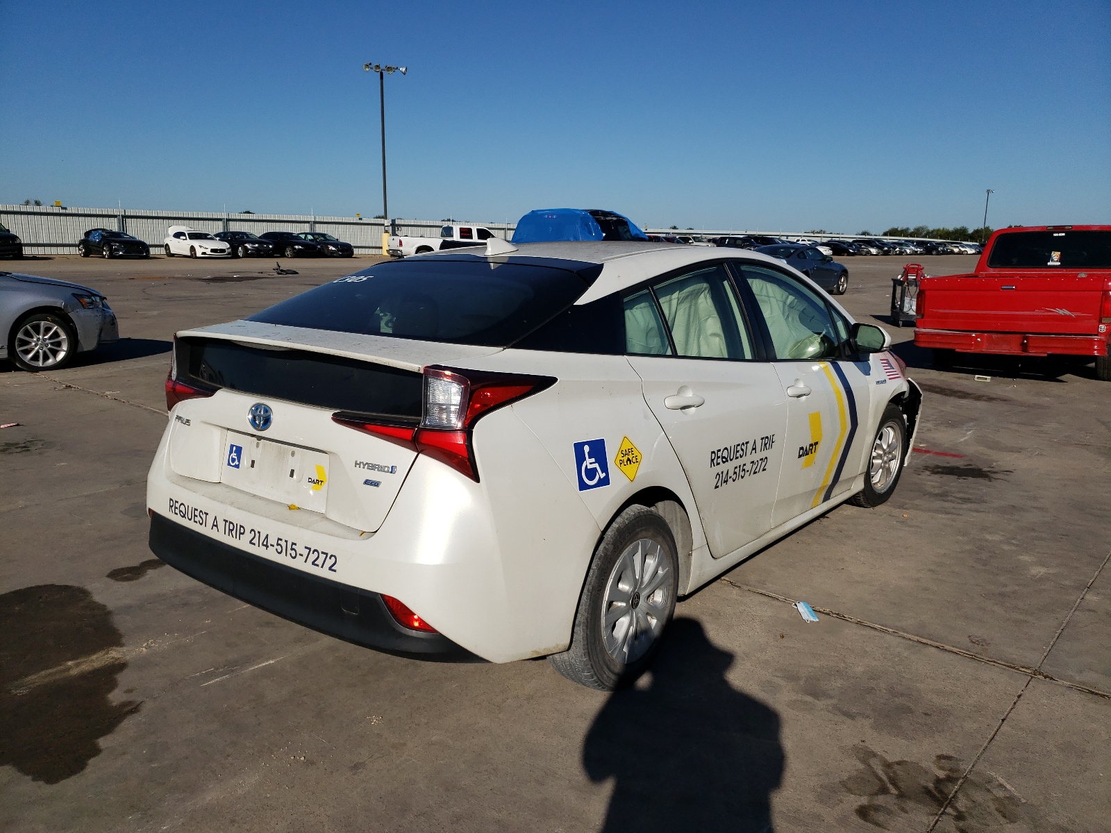 Photo 4 from auction – 2019 TOYOTA PRIUS with VIN JTDKARFUXK3094118