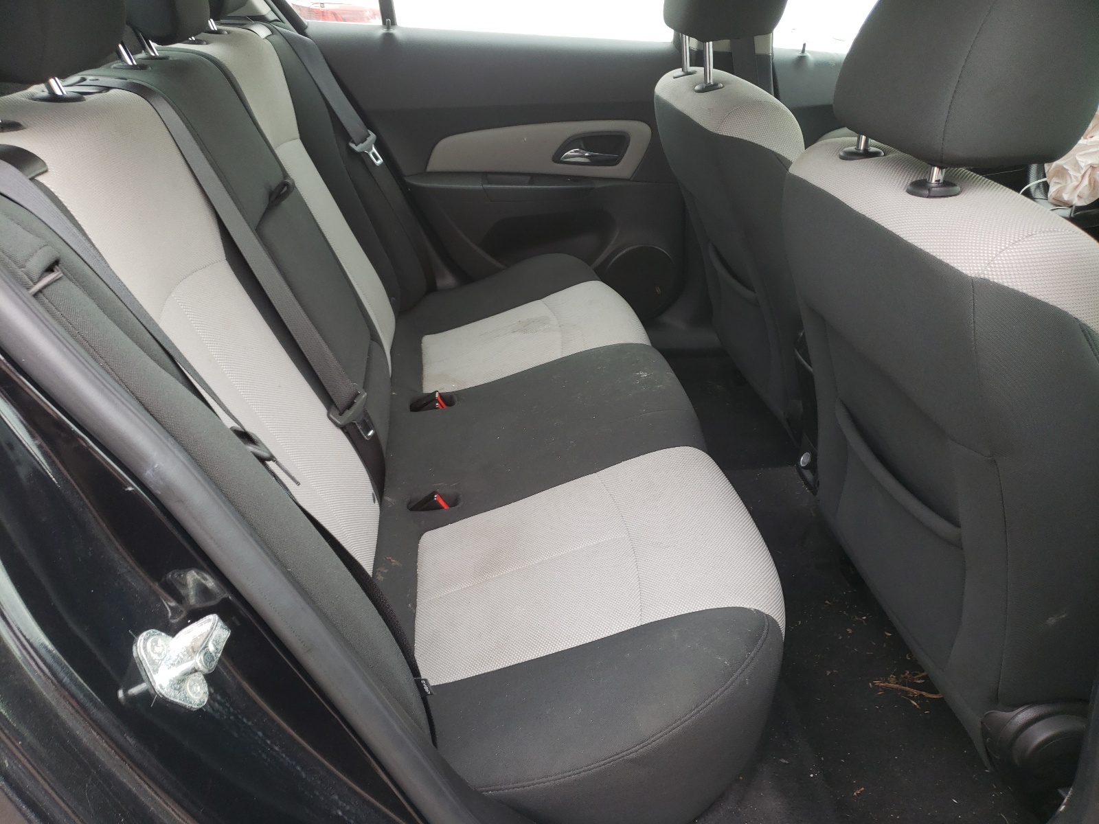 Photo 6 from auction – 2011 CHEVROLET CRUZE LS with VIN 1G1PC5SH7B7257374