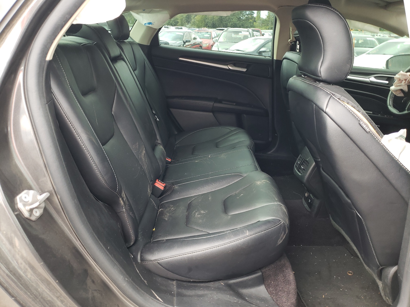 Photo 6 from auction – 2017 FORD FUSION TIT with VIN 3FA6P0D98HR120788