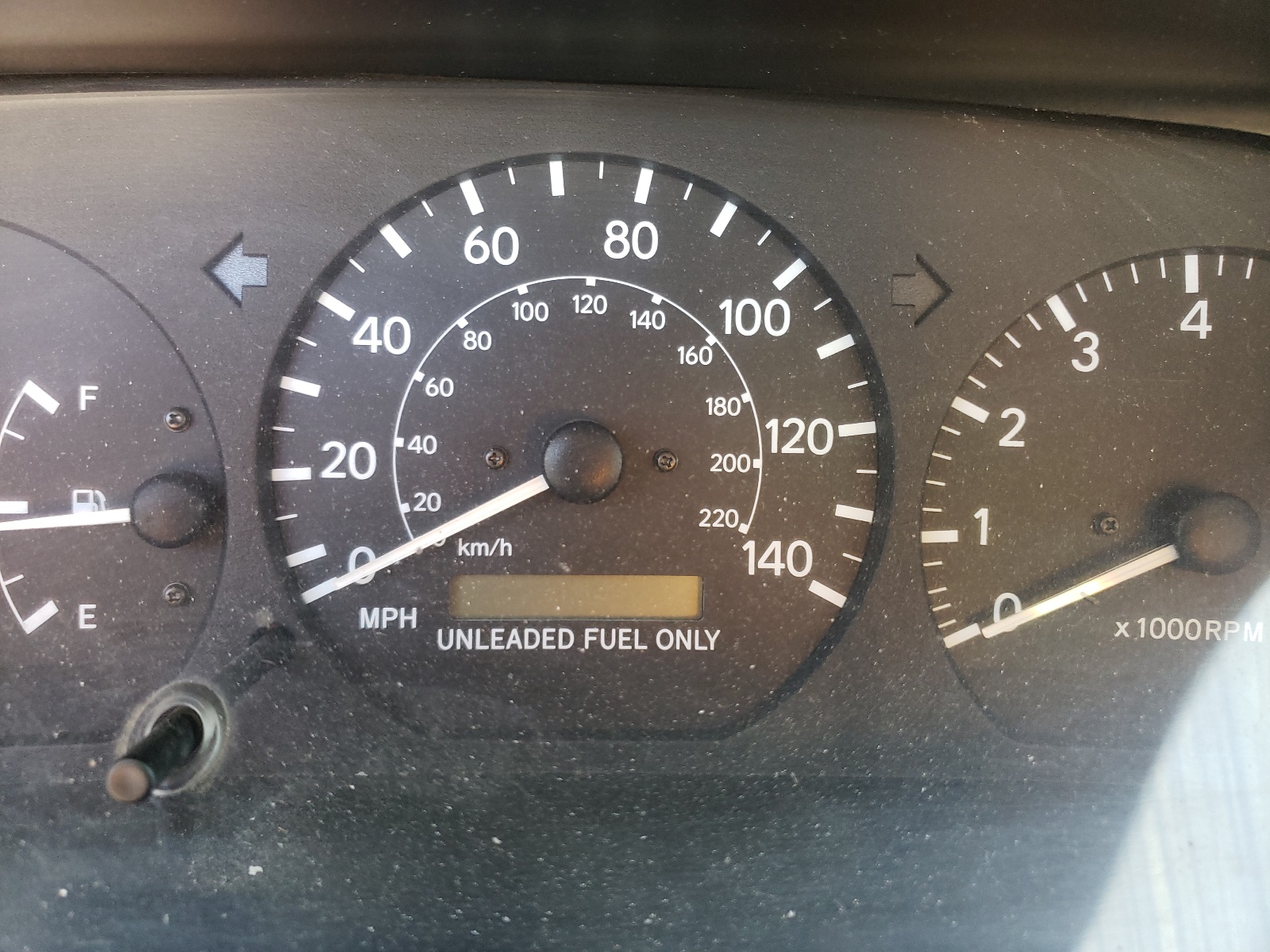 Photo 8 from auction – 1998 TOYOTA CAMRY with VIN JT2BG28K8W0198298
